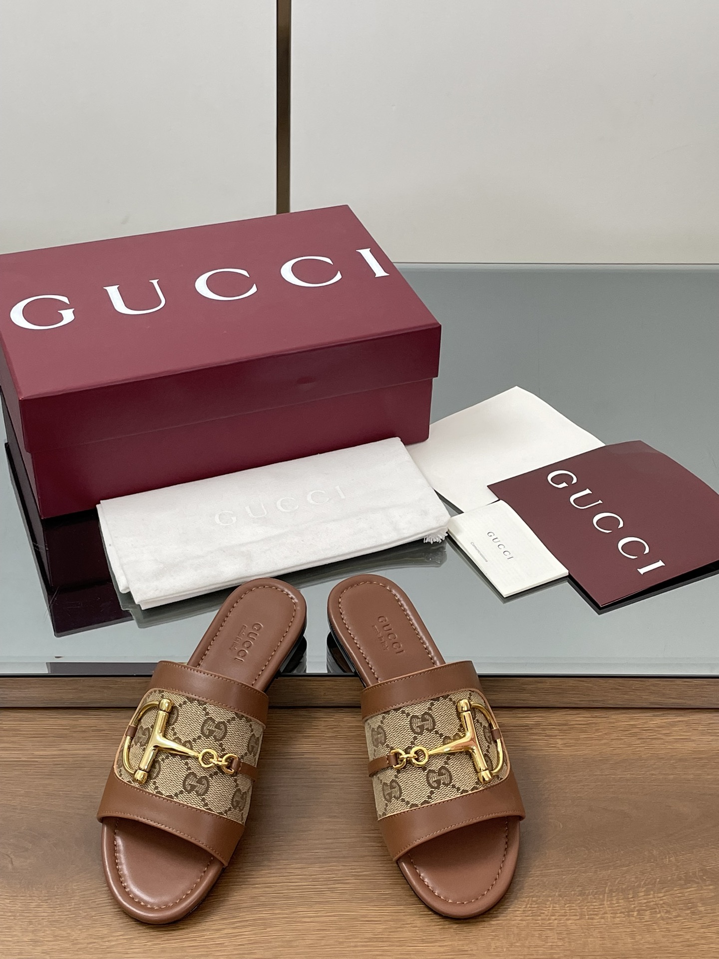 Gucci D-Ring Leather Slide Sandals Women's Open-Toe Mules 3 i1745404355 939 3