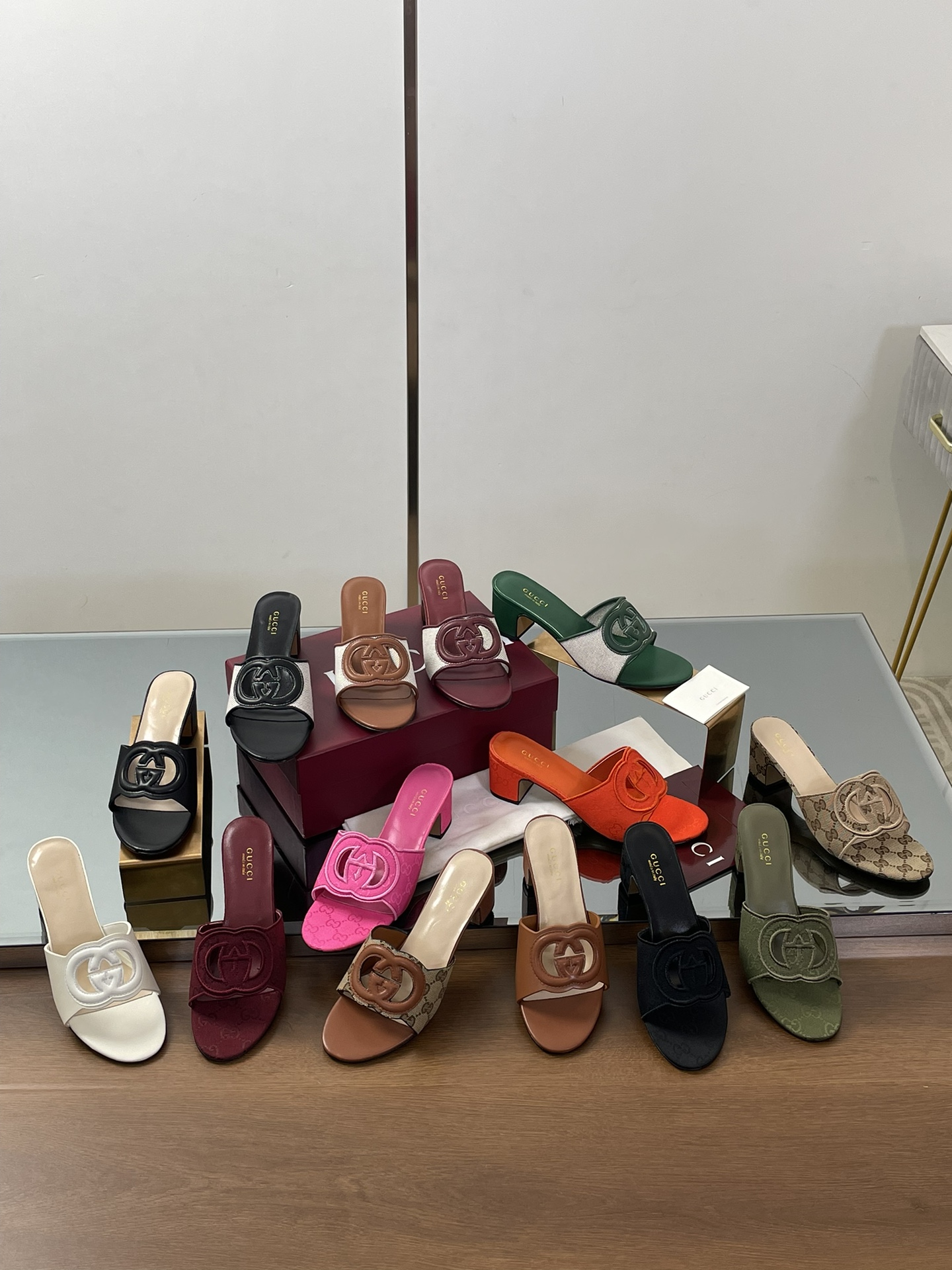 NO:875802,G family’s hot summer products, bosses continue to sell slippers, gucci, slippers19860909G家盛夏的果实爆品 各位老板继续大卖,拖鞋,gucci,slippers,Women's Shoes