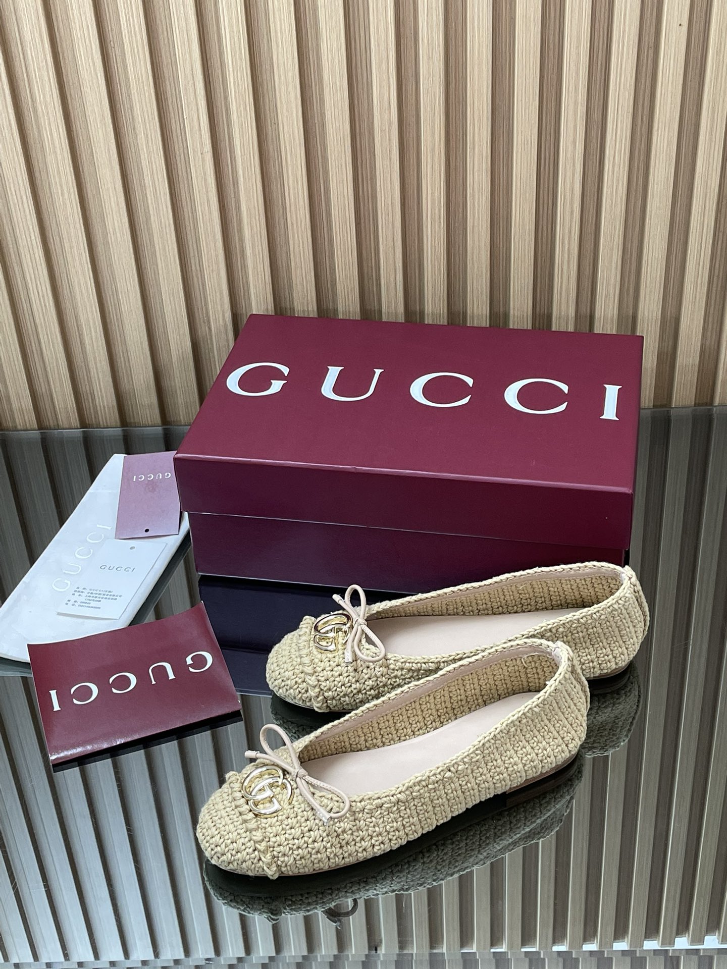Gucca’s High-End Fine Ballet Shoes with Custom Fabric and Gold Details - 图片 4