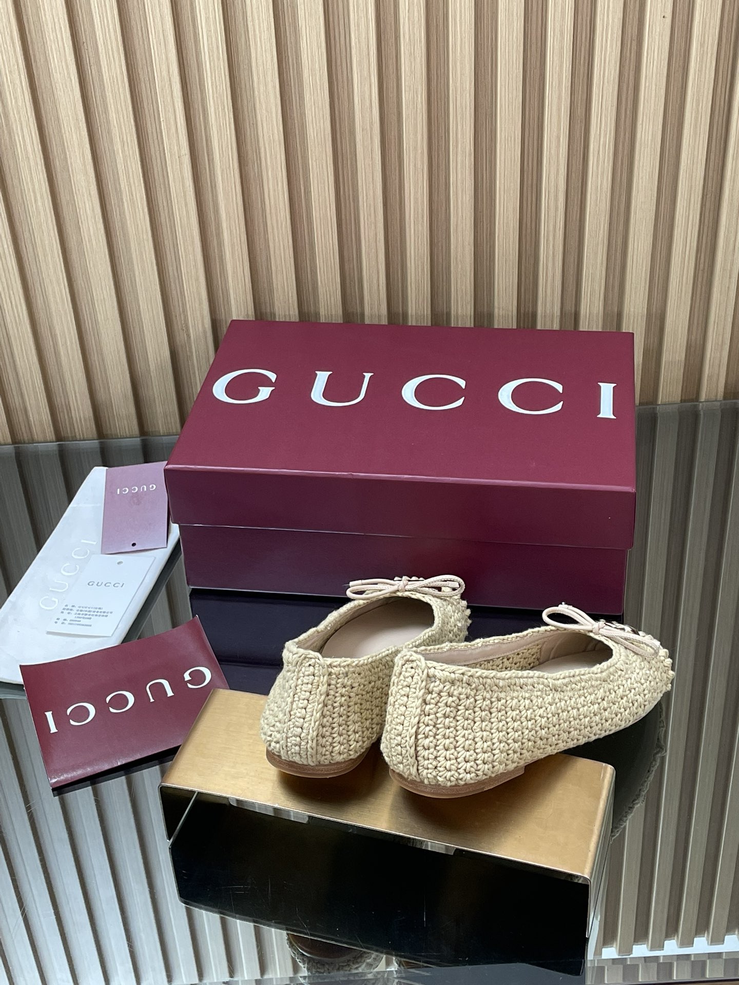 Gucca’s High-End Fine Ballet Shoes with Custom Fabric and Gold Details - 图片 5