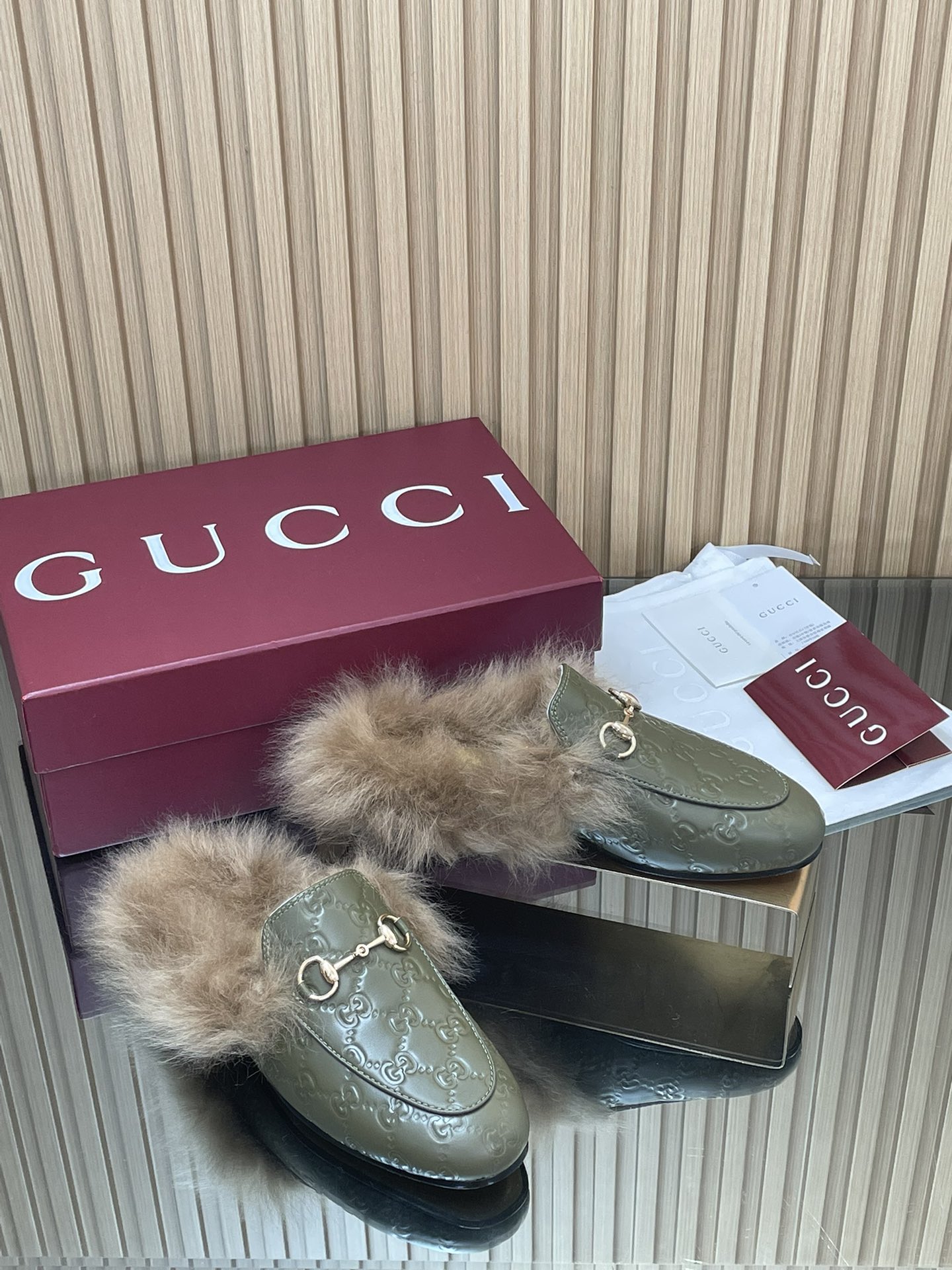 Gucci Jordaan GG Embossed Leather Mules with Horsebit Detail 3 i1759066966 6046 4