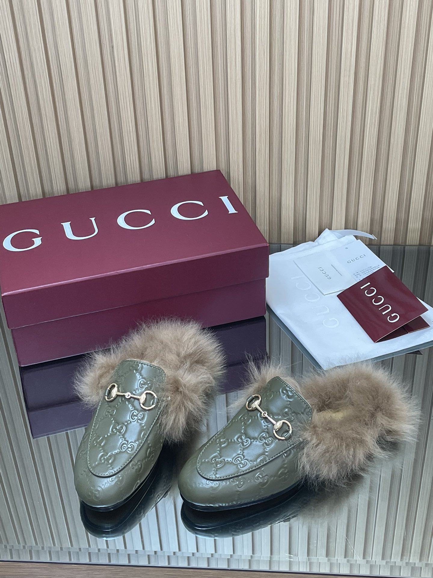 Gucci Jordaan GG Embossed Leather Mules with Horsebit Detail 5 i1759066966 7329 7