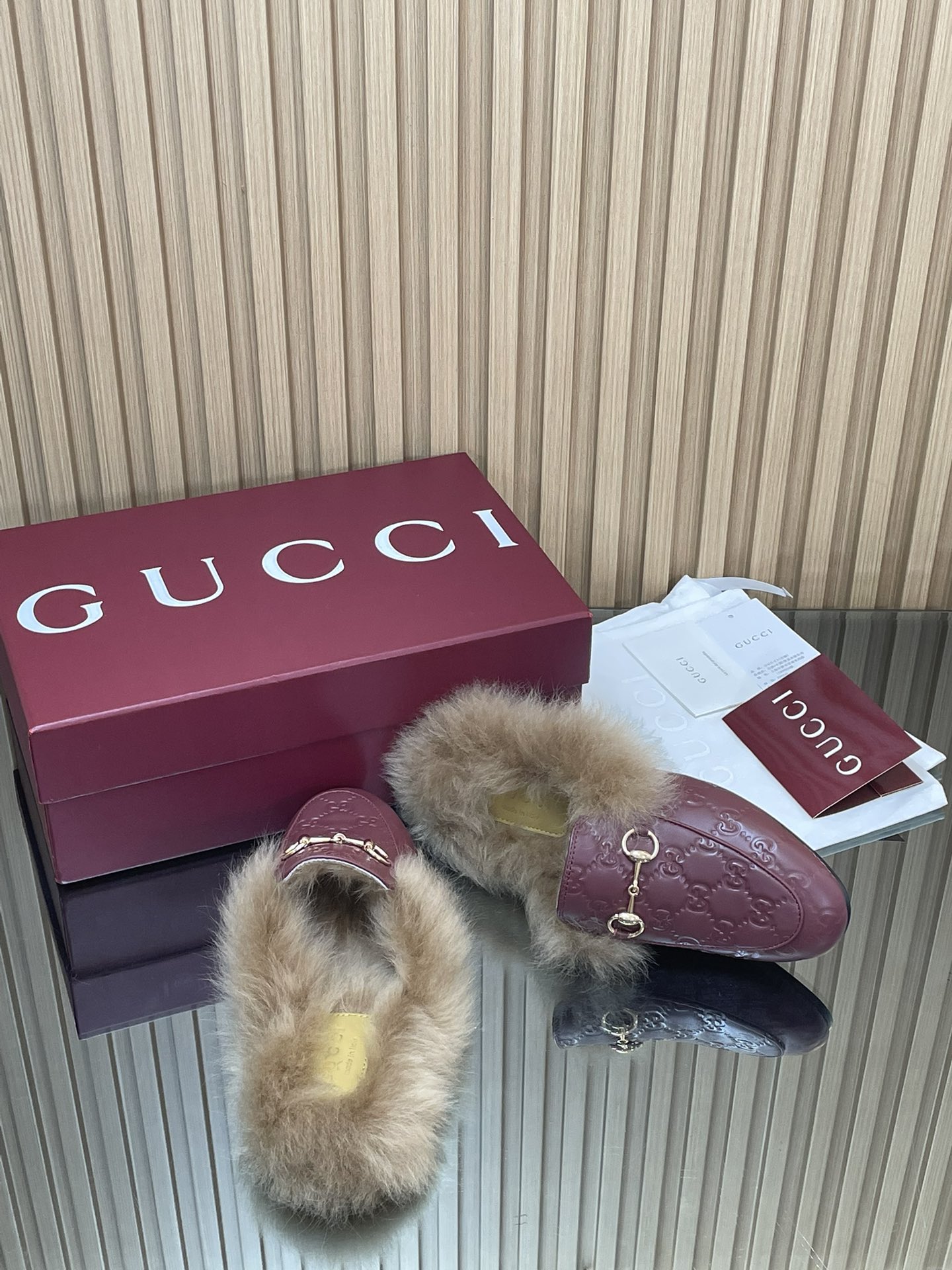 Gucci Jordaan GG Embossed Leather Mules with Toscana Shearling 9 i1759067000 6353 8