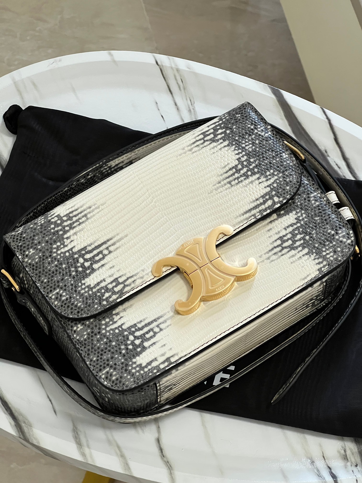 [Lizard "Gold Attraction Series] Celine Arc de Triomphe teen lizard pattern (imported cowhide pressed lizard pattern) with special grade all-stee