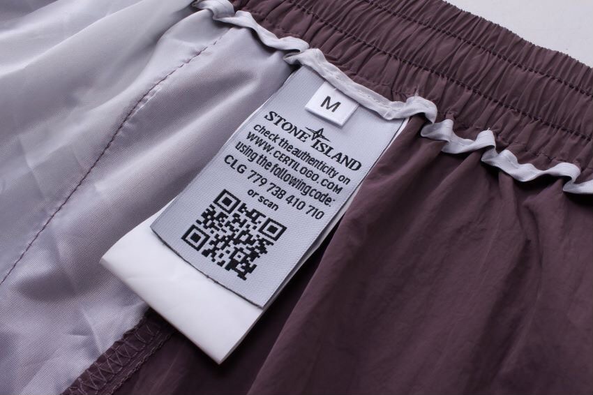 Stone Island Tide-Proof Outdoors: Five-Minute Shorts for Men and Women. Colors: Black, Almond, Khaki, Purple. Sizes: M-XXL. - 图片 5