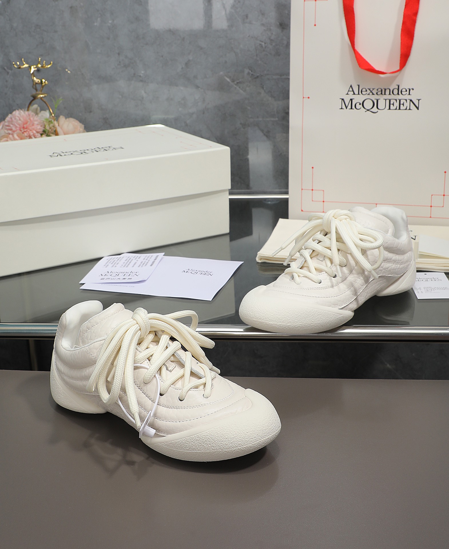 Alexander McQueen Gathered Texture Retro Trainer 