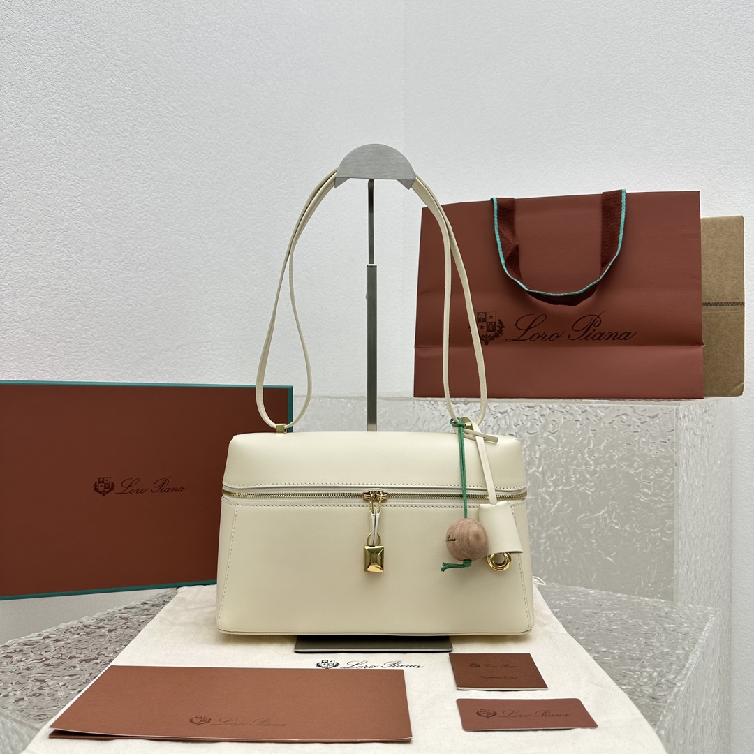 로로피아나 128853 가방 Loro Piana Bag