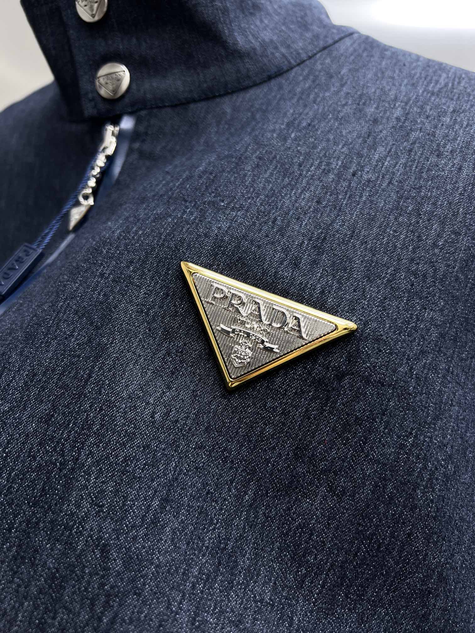 Prada 24 New Jackets: High-End Custom Quality for Every Tester - 图片 6