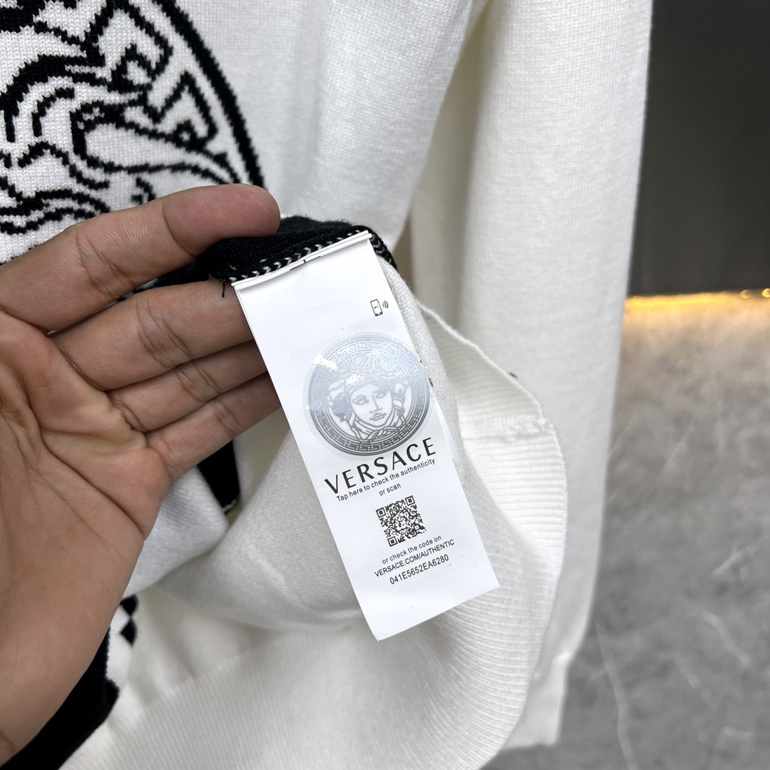High-Quality Knitted Sweaters with Logo Signs, Durable and Versatile in Various Styles - 图片 7