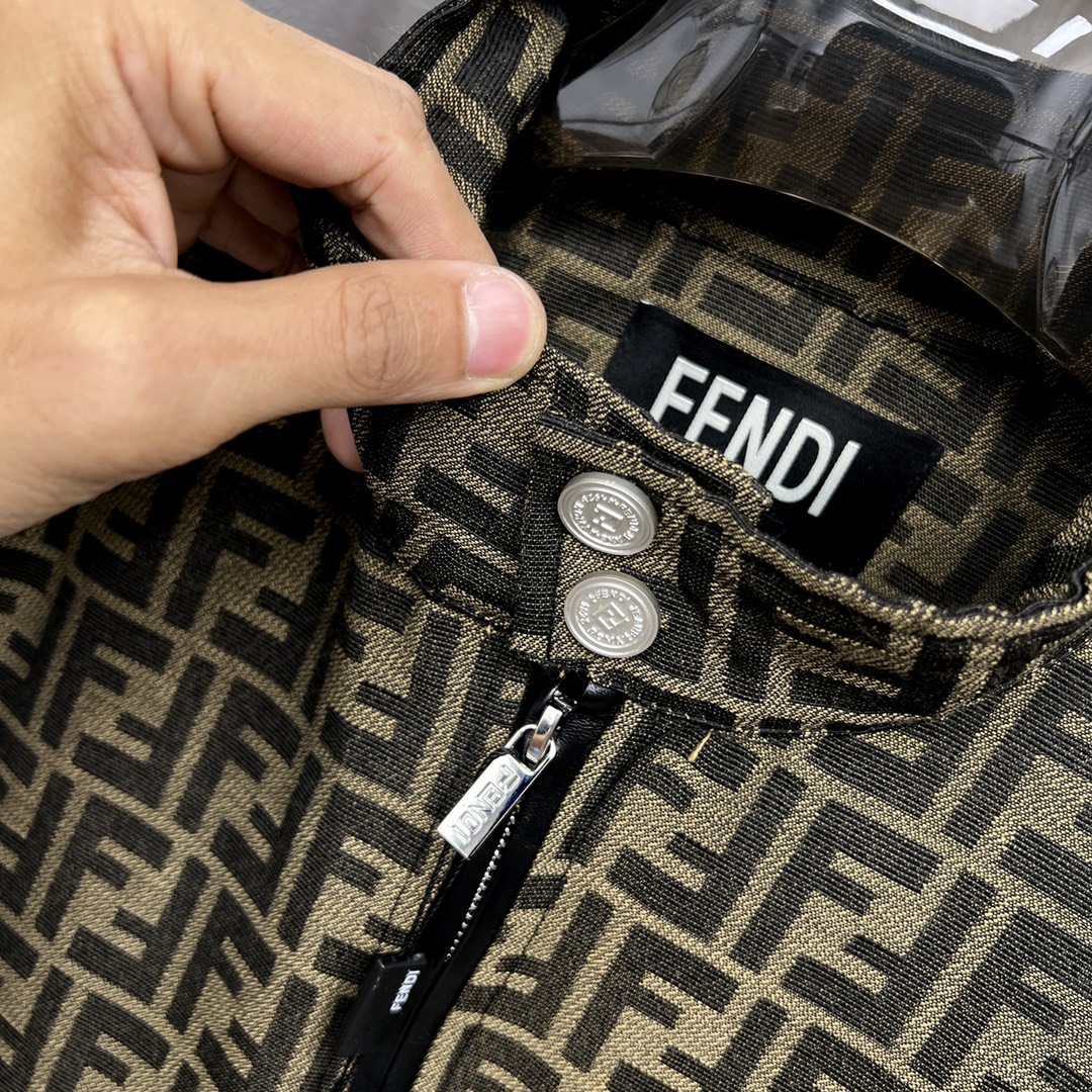 High-End Custom Fendi Jacket: Exceptional Quality and Style in Every Detail - 图片 5