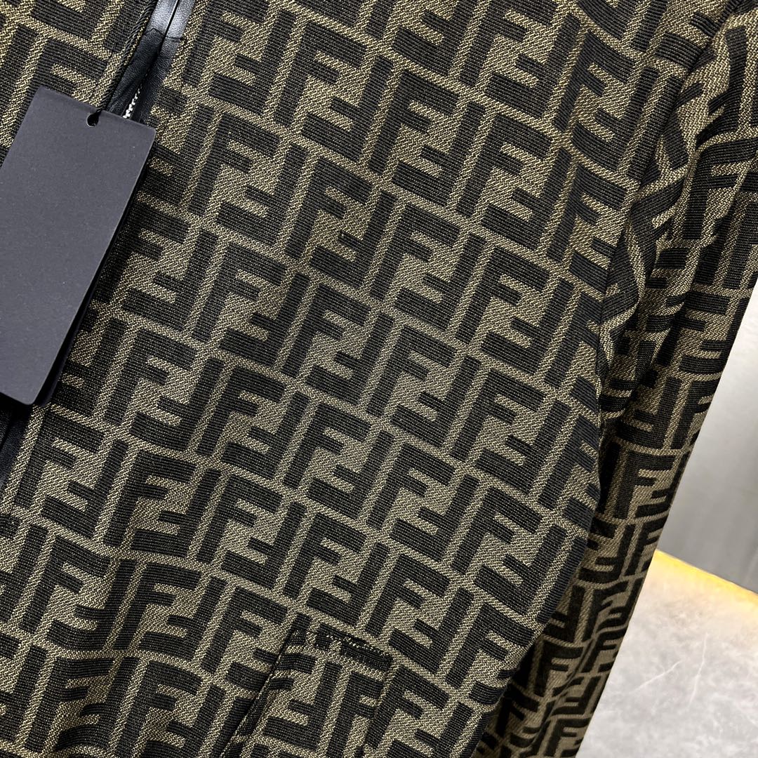 High-End Custom Fendi Jacket: Exceptional Quality and Style in Every Detail - 图片 6