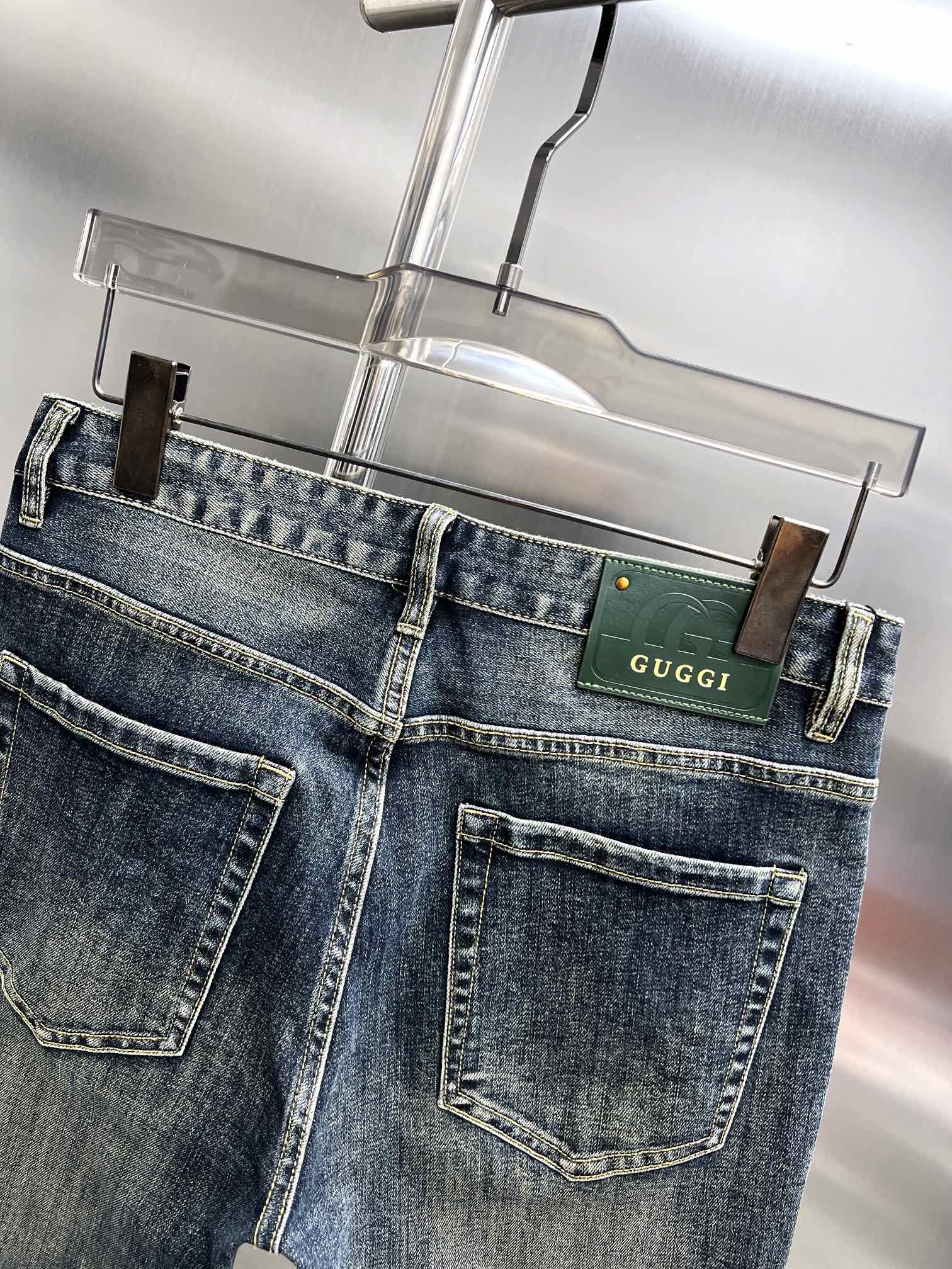 Gucci 2024 SS New Jeans: High-Quality Cotton Fabric with Unique Hardware, Sizes 28-36 - 图片 8