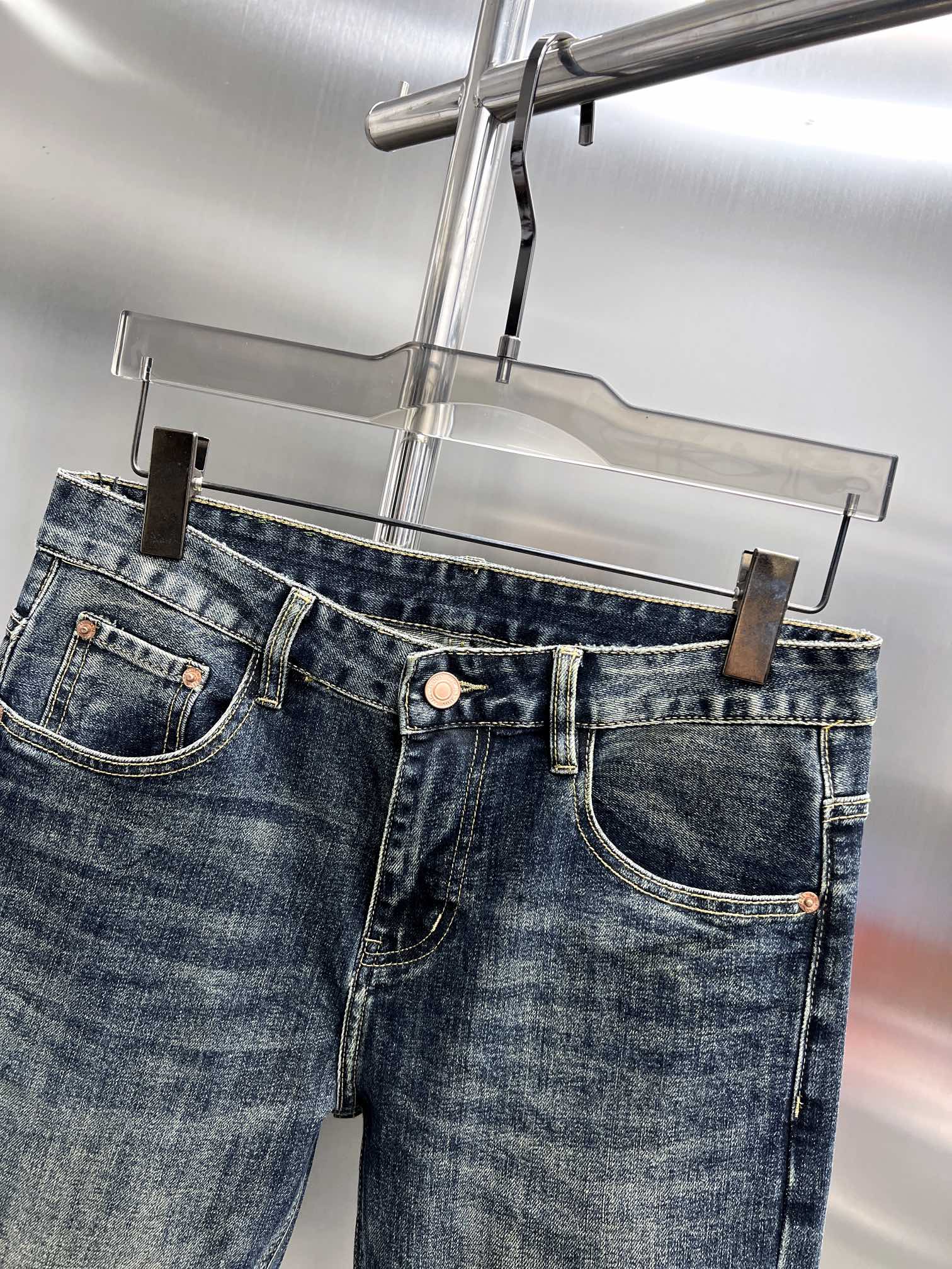 Gucci 2024 SS New Jeans: High-Quality Cotton Fabric with Unique Hardware, Sizes 28-36 - 图片 3