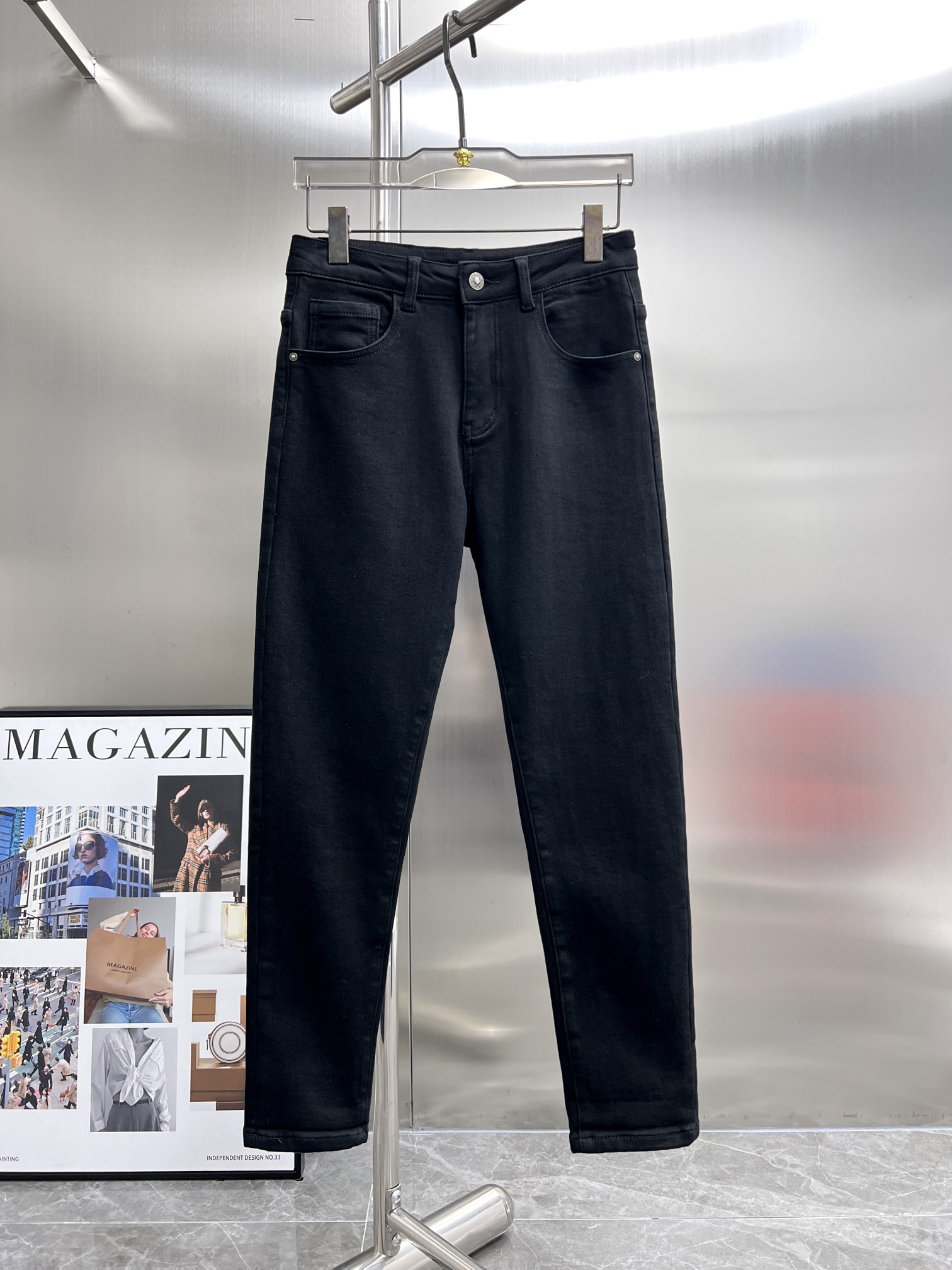 2024S MiuMiu Cotton Jeans: High-Quality, Custom Hardware, Limited Edition Sizes