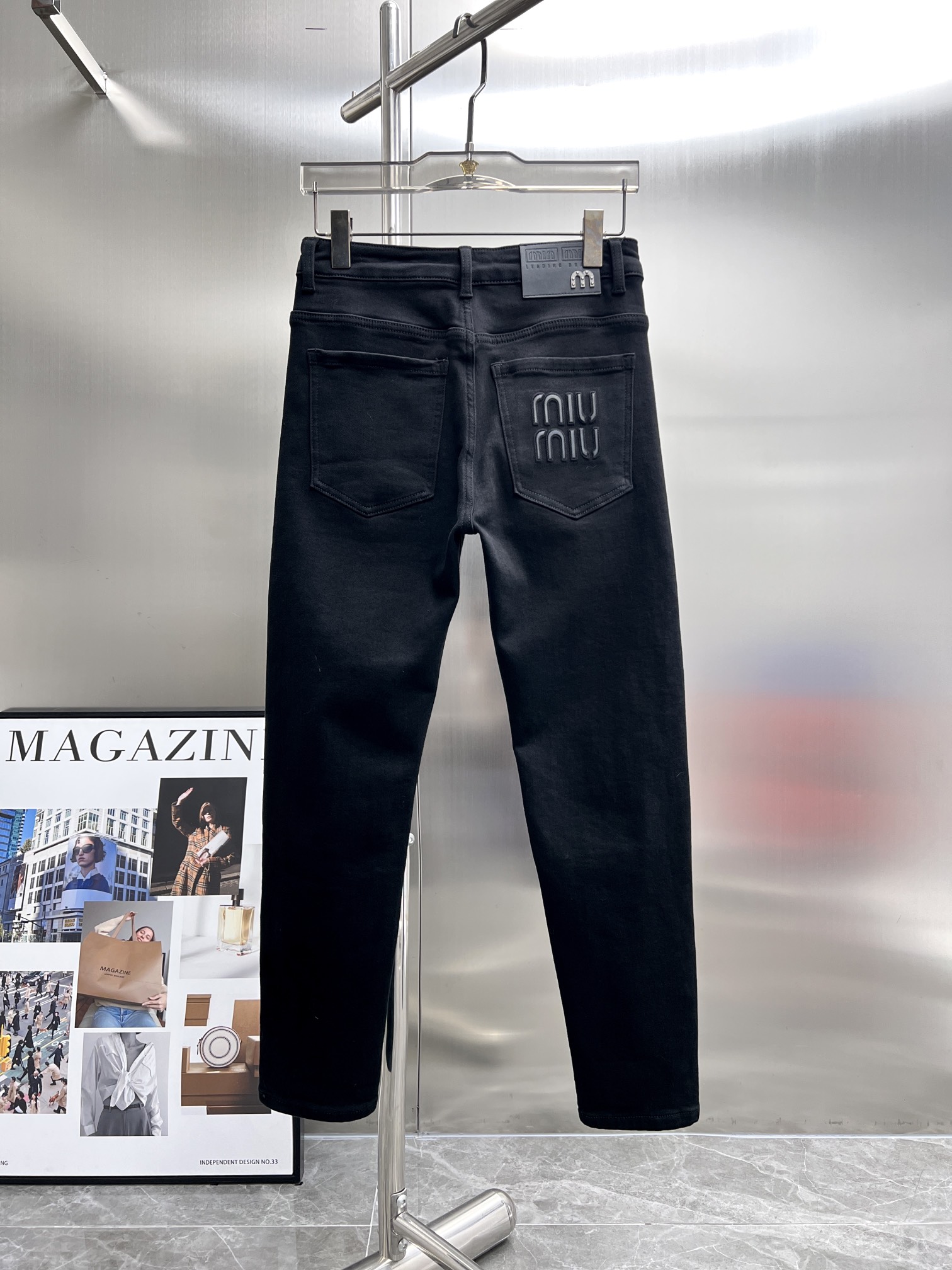 2024S MiuMiu Cotton Jeans: High-Quality, Custom Hardware, Limited Edition Sizes - 图片 2