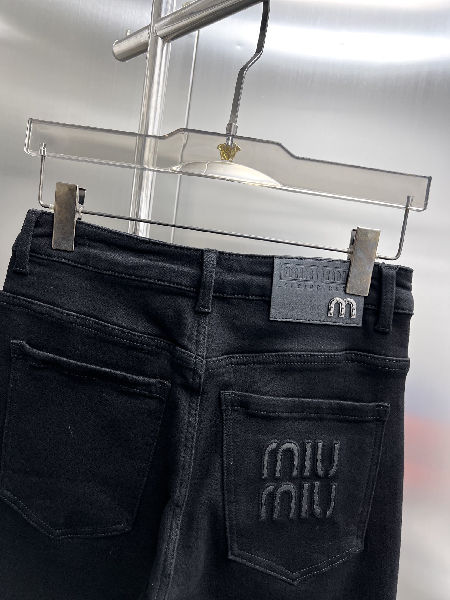 2024S MiuMiu Cotton Jeans: High-Quality, Custom Hardware, Limited Edition Sizes - 图片 8