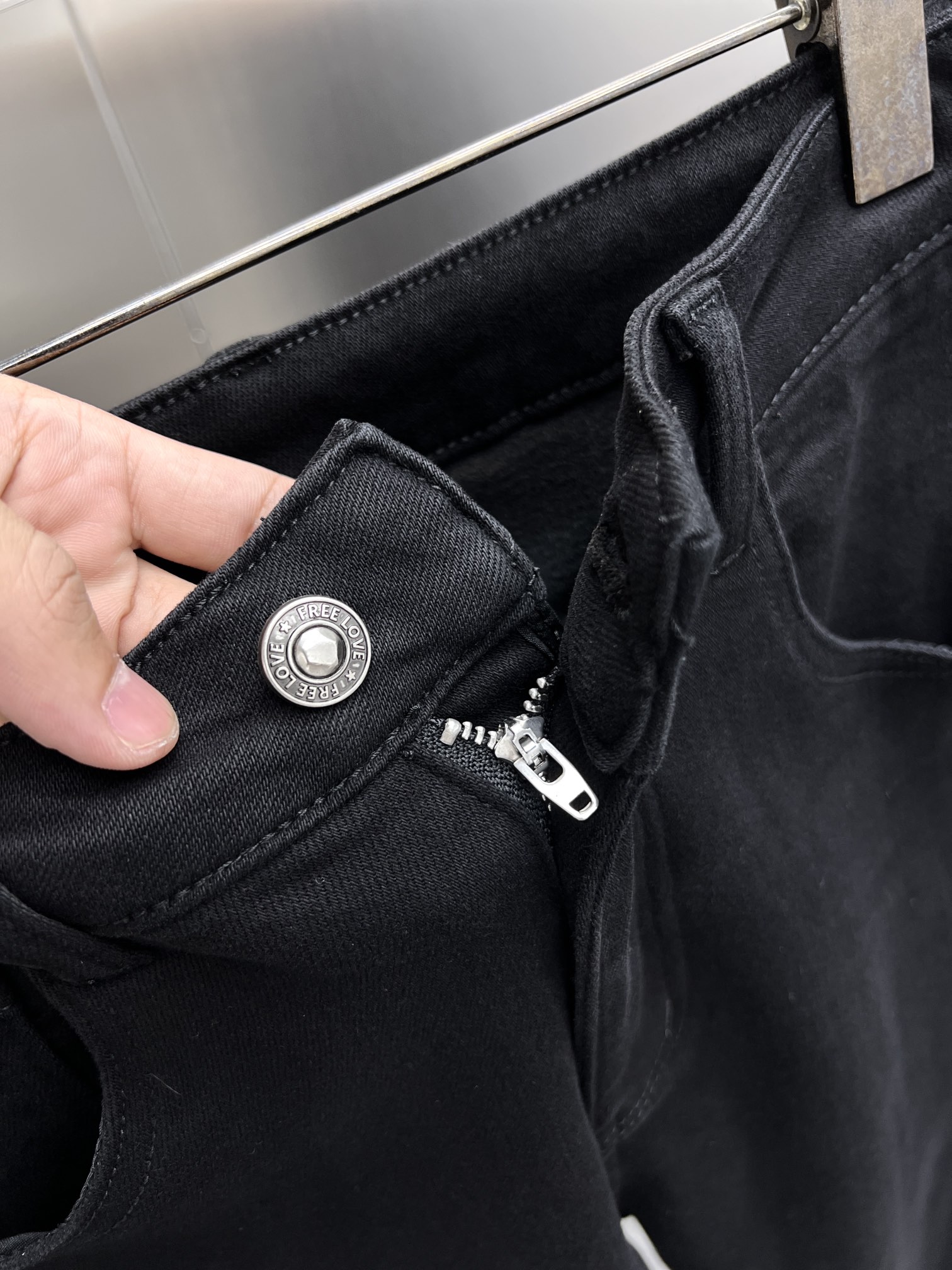 2024S MiuMiu Cotton Jeans: High-Quality, Custom Hardware, Limited Edition Sizes - 图片 5