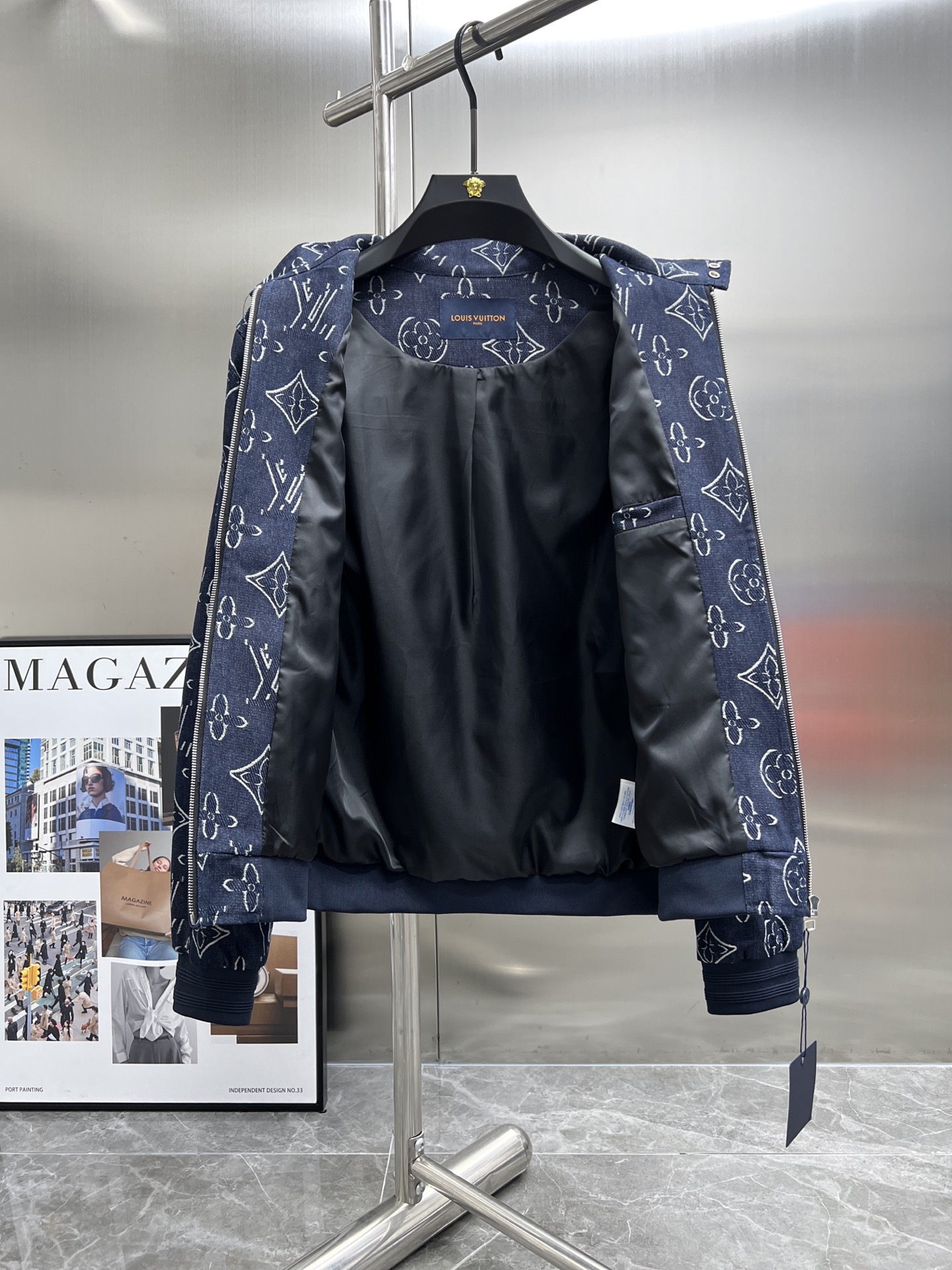 Chaqueta Bomber Louis Vuitton con Estampado Monograma para Hombre 3 i1750228403327 3101 0 1