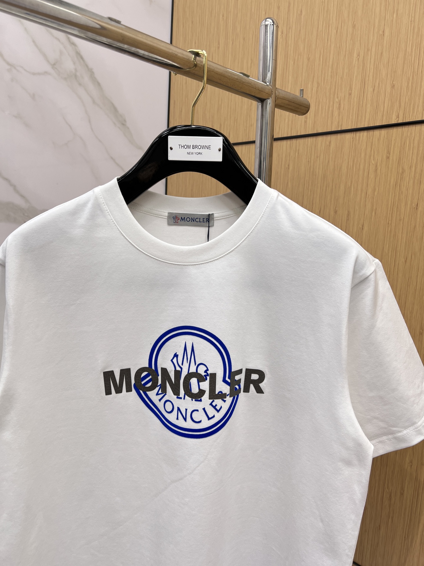 몽클레어 여성 크루넥 반팔 티셔츠 88865 이미지 3