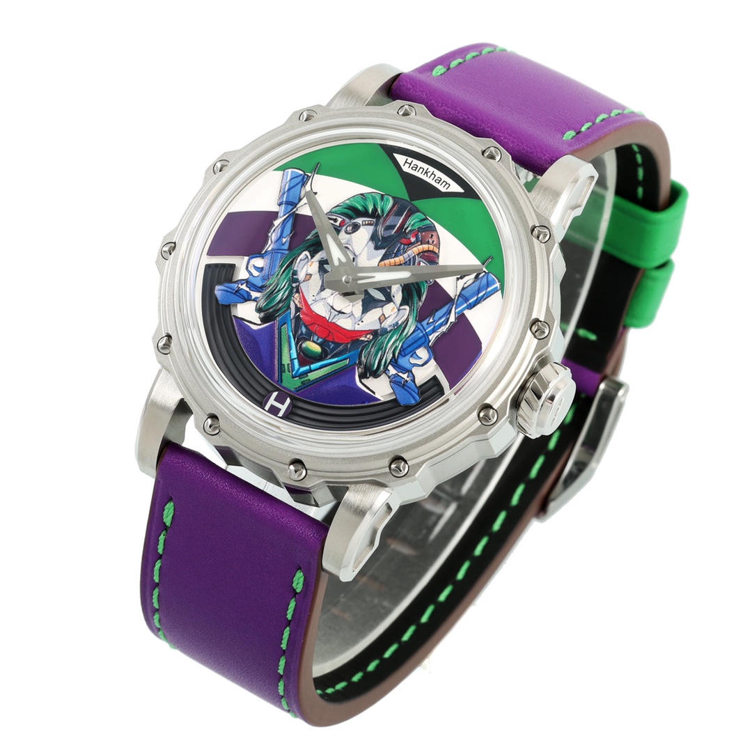 汉克姆(HANKHAM)是成立于2021年的中国新一代潮流腕表品牌。品牌旗下集结了年轻的设计团队和技艺高超的制表师，坚持自主原创设计和突破传统的制表工艺，展现出文化底蕴鲜明显著的美学印记。将传统制表重新注入了新时代潮流文化的基因,让腕表有了玩趣的灵魂，并迸发出全新的生命力。以大胆勇于超越的精神，对传统腕表进行全新的演绎。以独特的创意和锐利的革新，重新定义中国的潮流腕表！