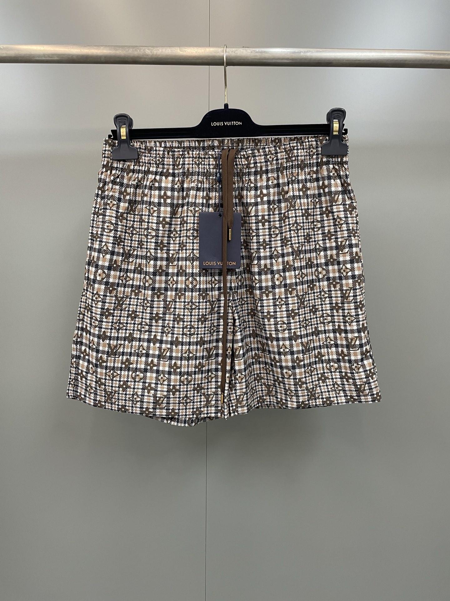 NO:780545,Lujia 26ss new full-print floral letter waist drawstring shorts!  ,Louis Vuitton-clothing,louis vuitton,louis vuitton,louis vuitton,shorts,19860909驴家26ss新款满印字母花卉腰部抽绳短裤！,路易威登-服装,louis vuitton,louis vuitton,louis vuitton,shorts,,Women's clothing