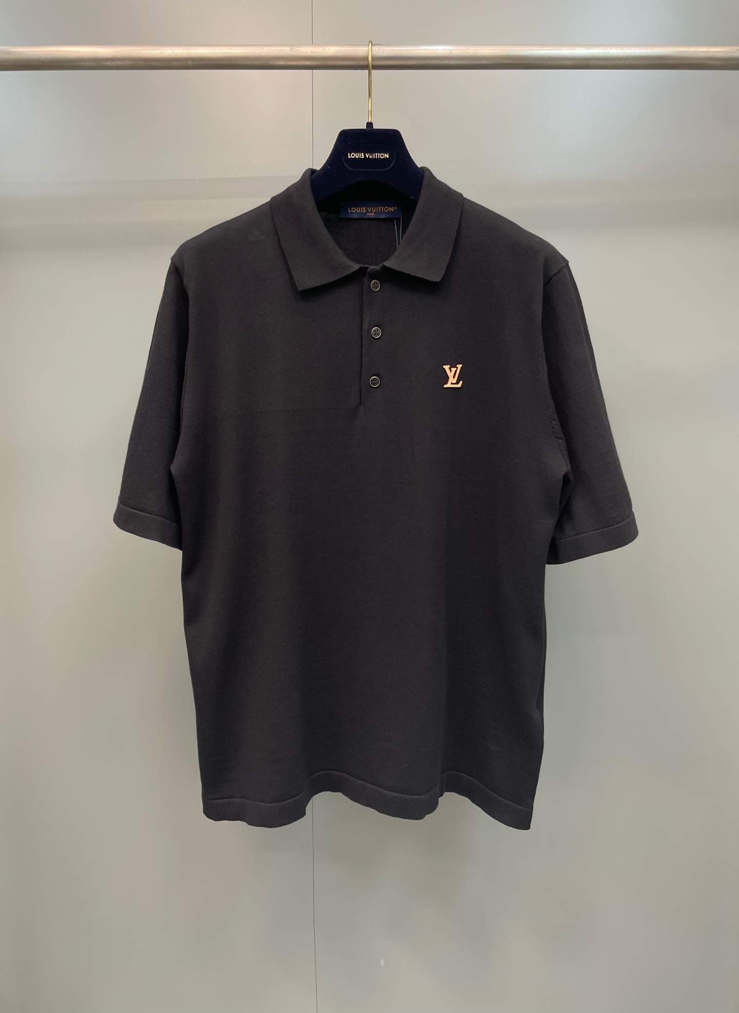 NO:786885,Lujia 26ss new cotton logo short-sleeved polo shirt T-shirt,Louis Vuitton-clothing,louis vuitton,louis vuitton,louis vuitton,T-shirt,tees,t-shirt,19860909驴家 26ss新款棉质徽标短袖polo衫T恤,路易威登-服装,louis vuitton,louis vuitton,louis vuitton,T-shirt,tees，t-shirt,,Women's clothing