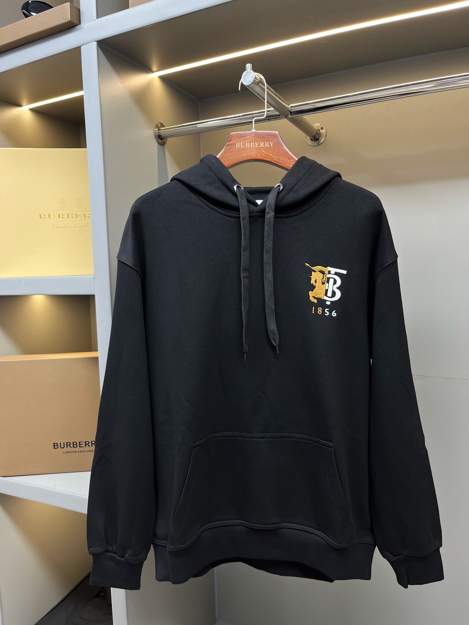 🅱️ Sudadera con capucha de algodón con logotipo de caballo de guerra y microetiqueta Colección de la pasarela de princ…