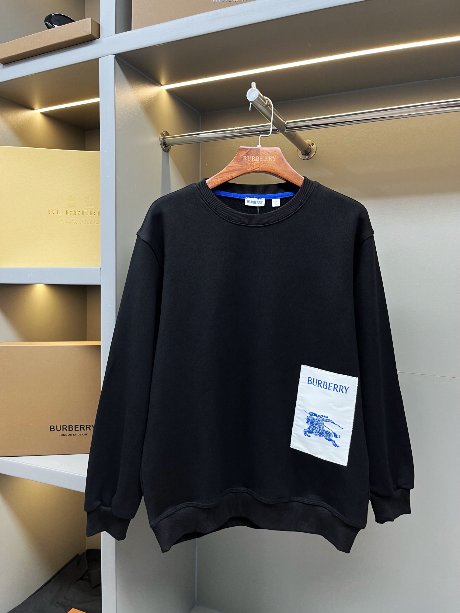 🅱️ Sudadera de algodón de cuello redondo con etiqueta de caballero ecuestre. [Producto estrella de BUR, tesoro de la t…