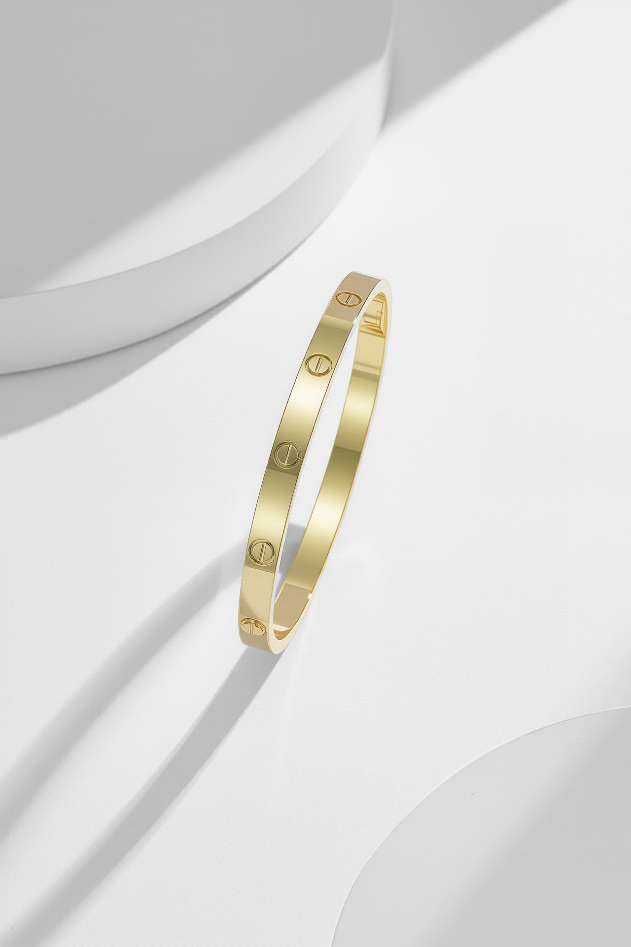 Cartier 卡地亚新款中号手镯 承载着无尽的爱与美好