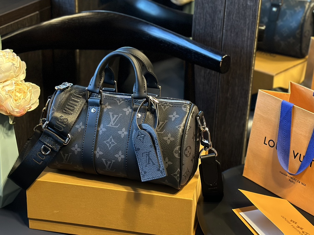 Louis Vuitton LV Keepall Bags Handbags Cowhide