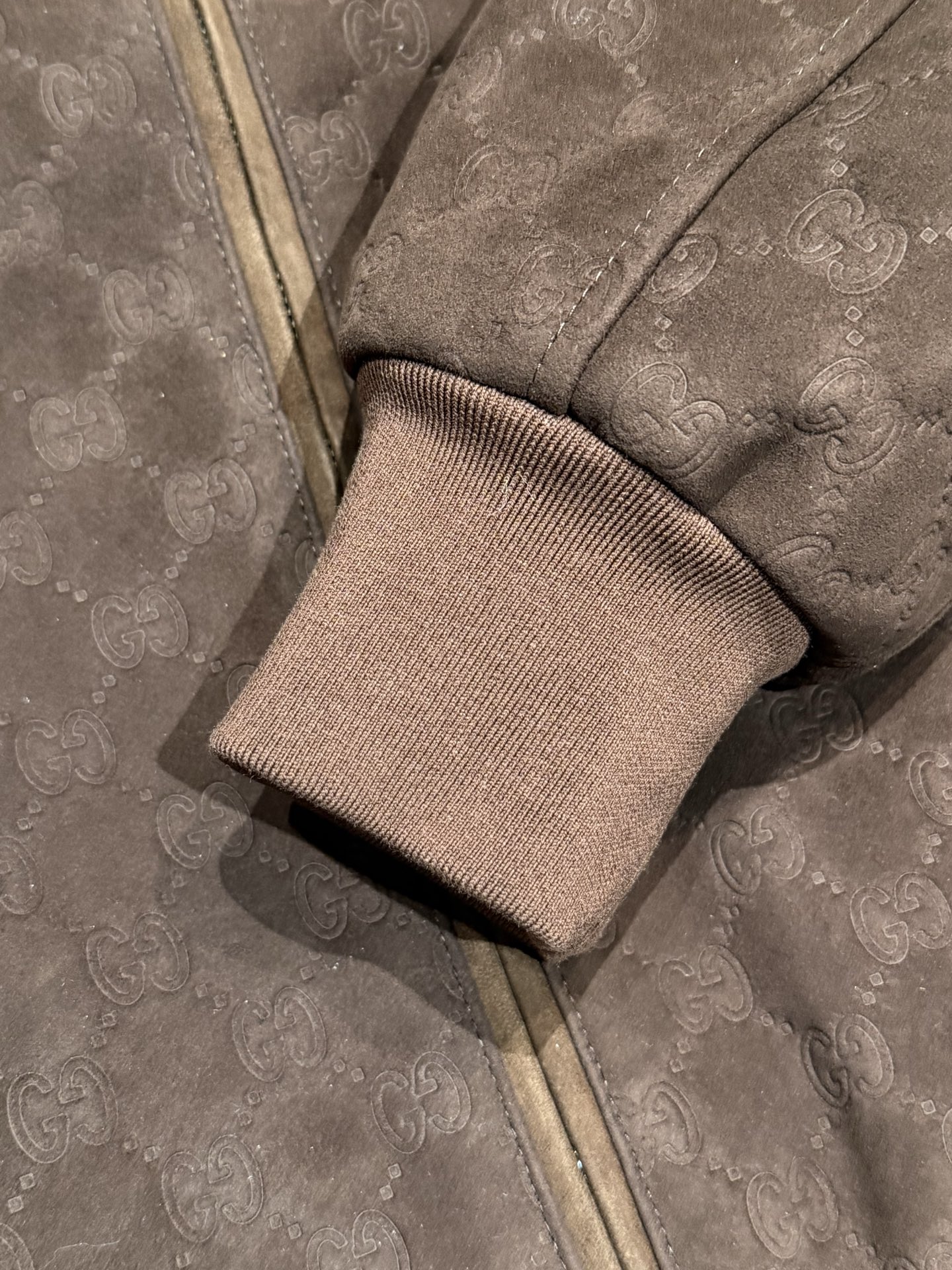 Gucci hombres chaqueta bomber GUCCI en relieve — photo 5