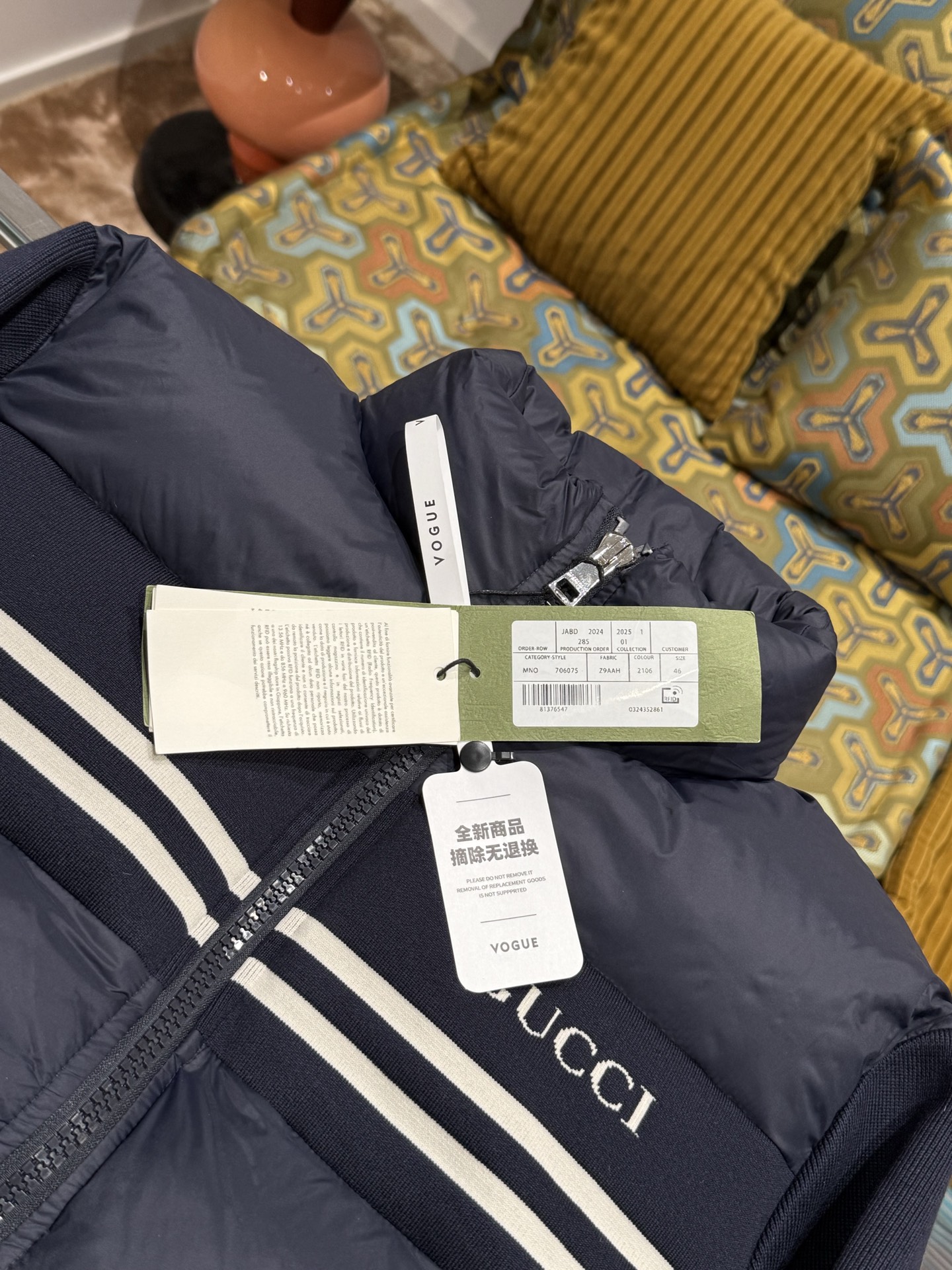 Gucci men [Free shipping with SF Express] GUCCI patchwork down jacket — photo 3