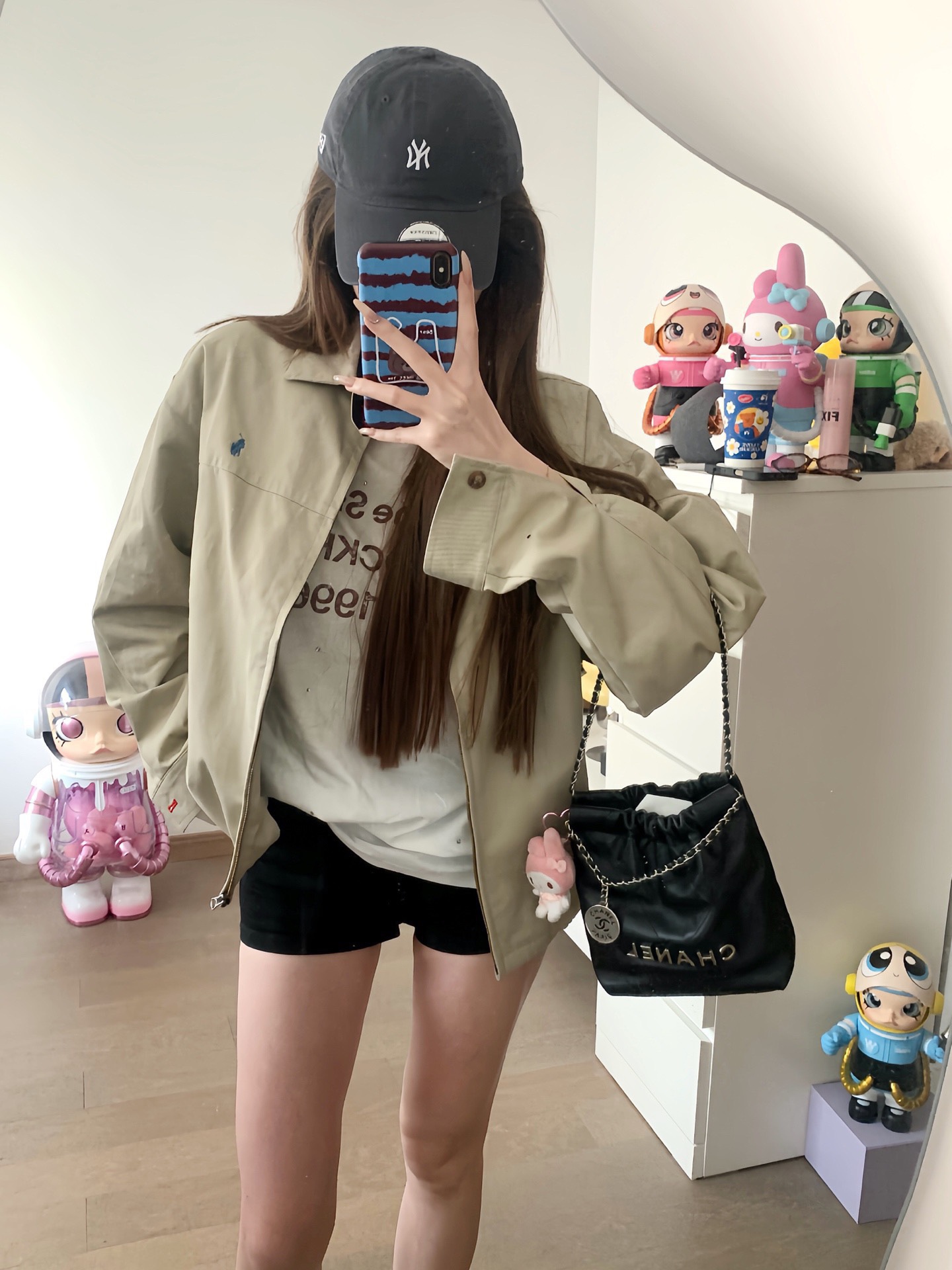 _dlr9sXBr9EKnn_Ah3fawiWdzQW-ZCFgi1Mlrumg