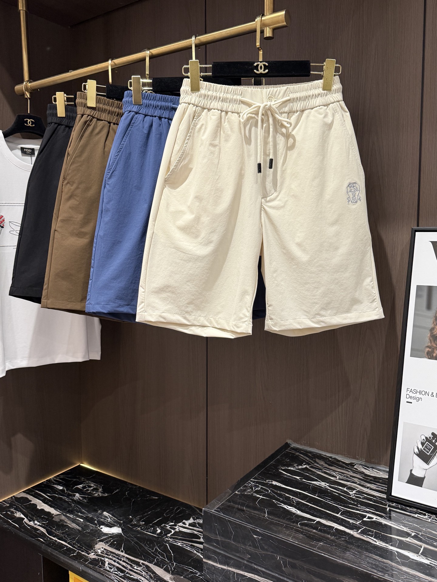 NO:835707,BC26SS Drawstring Versatile Men's Casual Sports Shorts Five-Fifth Pants #Choose meticulous workmanship, elastic waist + drawstring are practical and stylish, crotch is three-dimensionally cut, comfortable and three-dimensional to wear, loose trousers hang down, breathable, comfortable and not stuffy. Retro trend, daily casual shorts, not bloated at all, suitable for casual outdoor occasions. Size M-3XL,, shorts,19860909BC26SS抽绳百搭男士休闲运动短裤五分裤#选用精心细致的做工,松紧腰+抽绳实用有型,裆部立体裁剪,穿着舒适立体,垂顺宽松裤脚,透气舒适不闷热 复古潮流,日常休闲短裤,丝毫不显臃肿,适合在休闲 户外场合穿着..码数M-3XL,,shorts,,Men's clothing