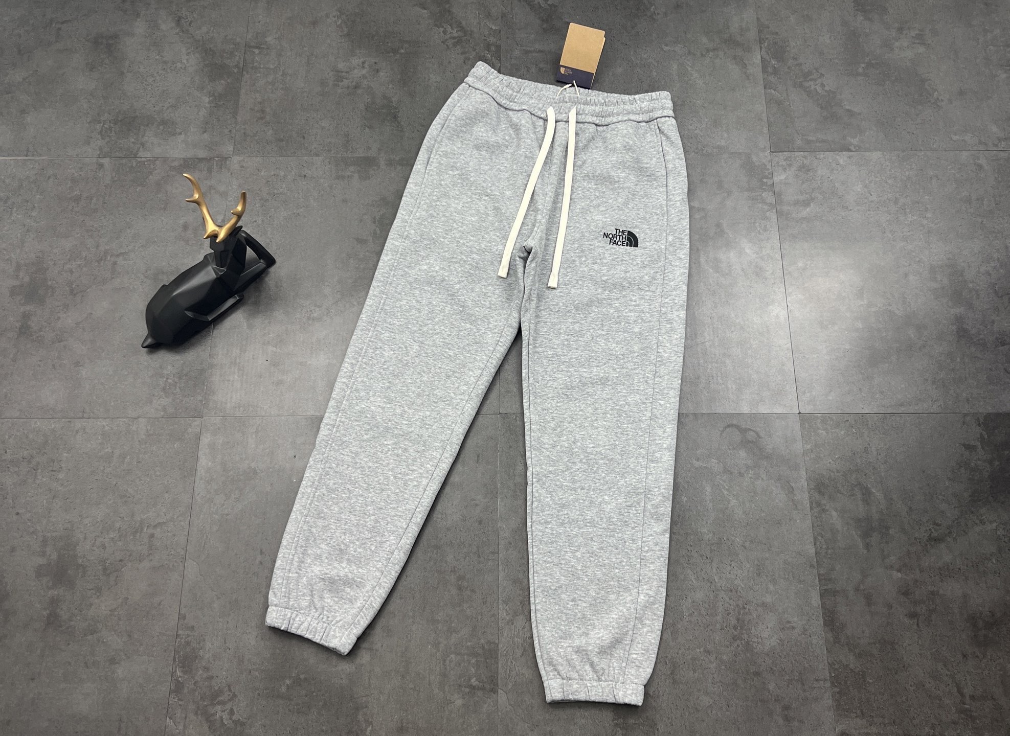 _d9g9sJXY4EO7ev7B_FnciQbjWjpfW9ipYiPt_jQ