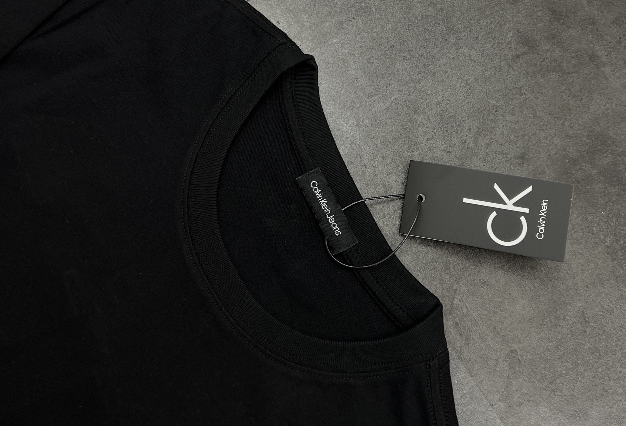 Alternative view of T-Shirt 07282