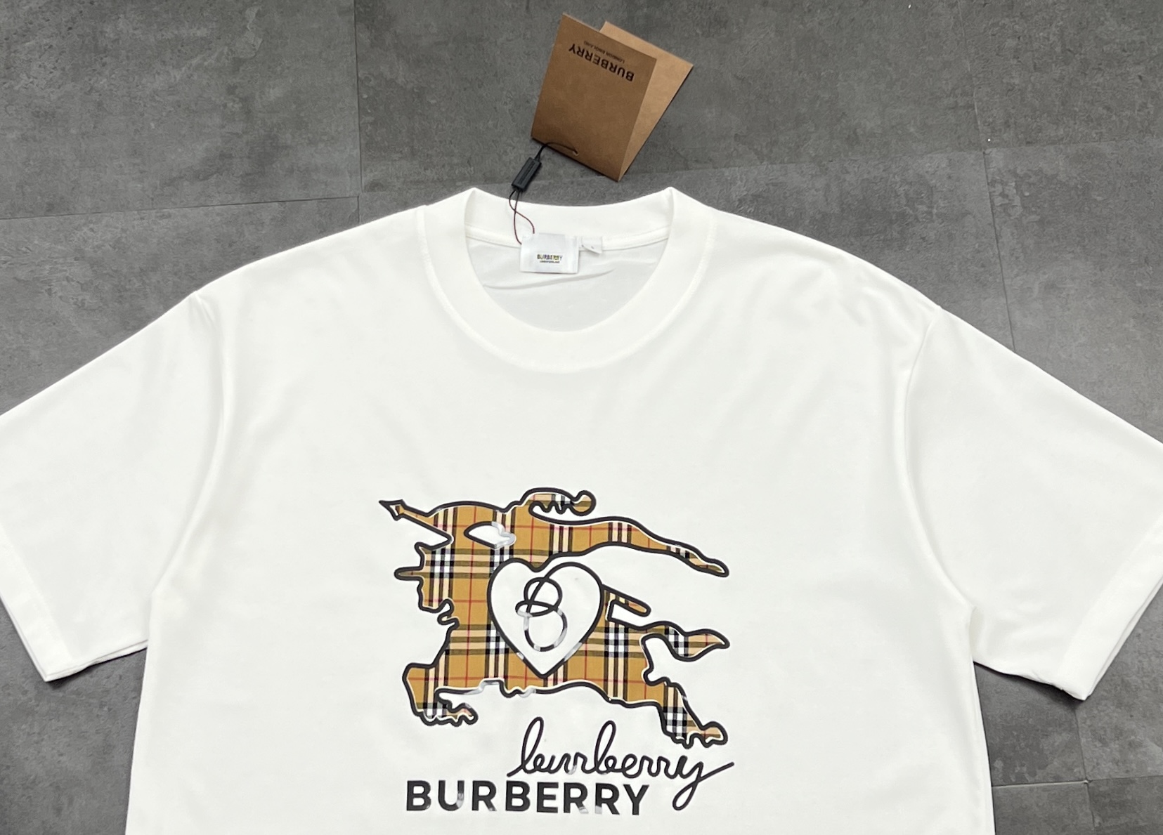 Alternative view of Burberry Sneakers 05370
