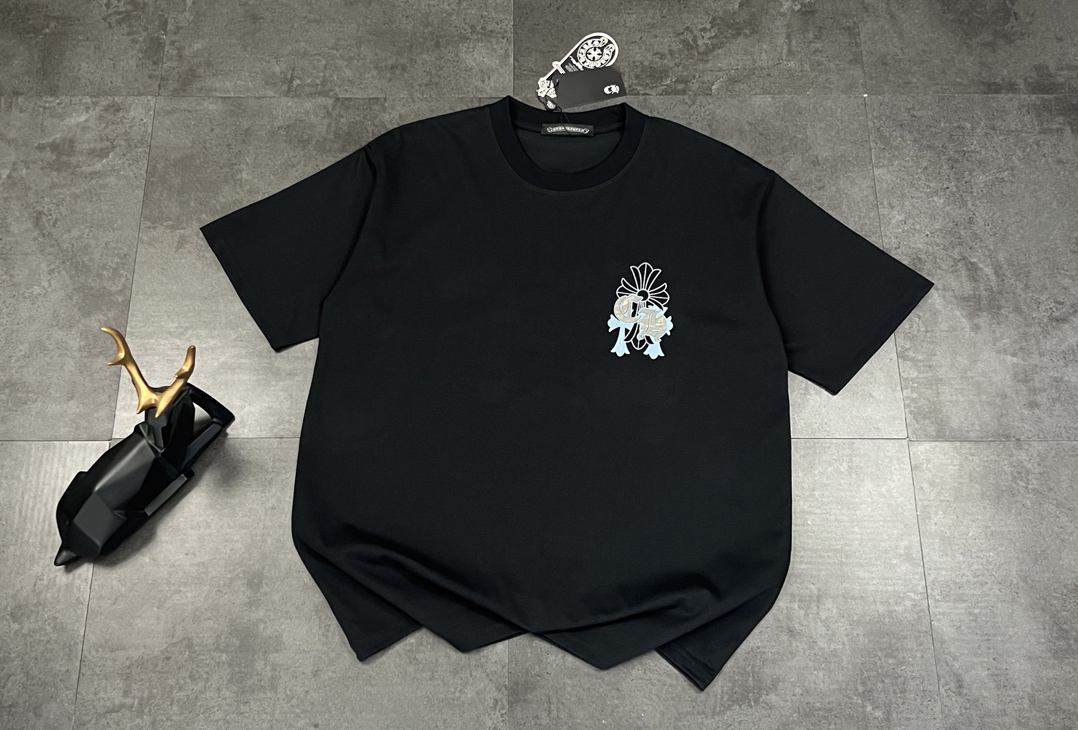 Chrome Hearts Sneakers 02410
