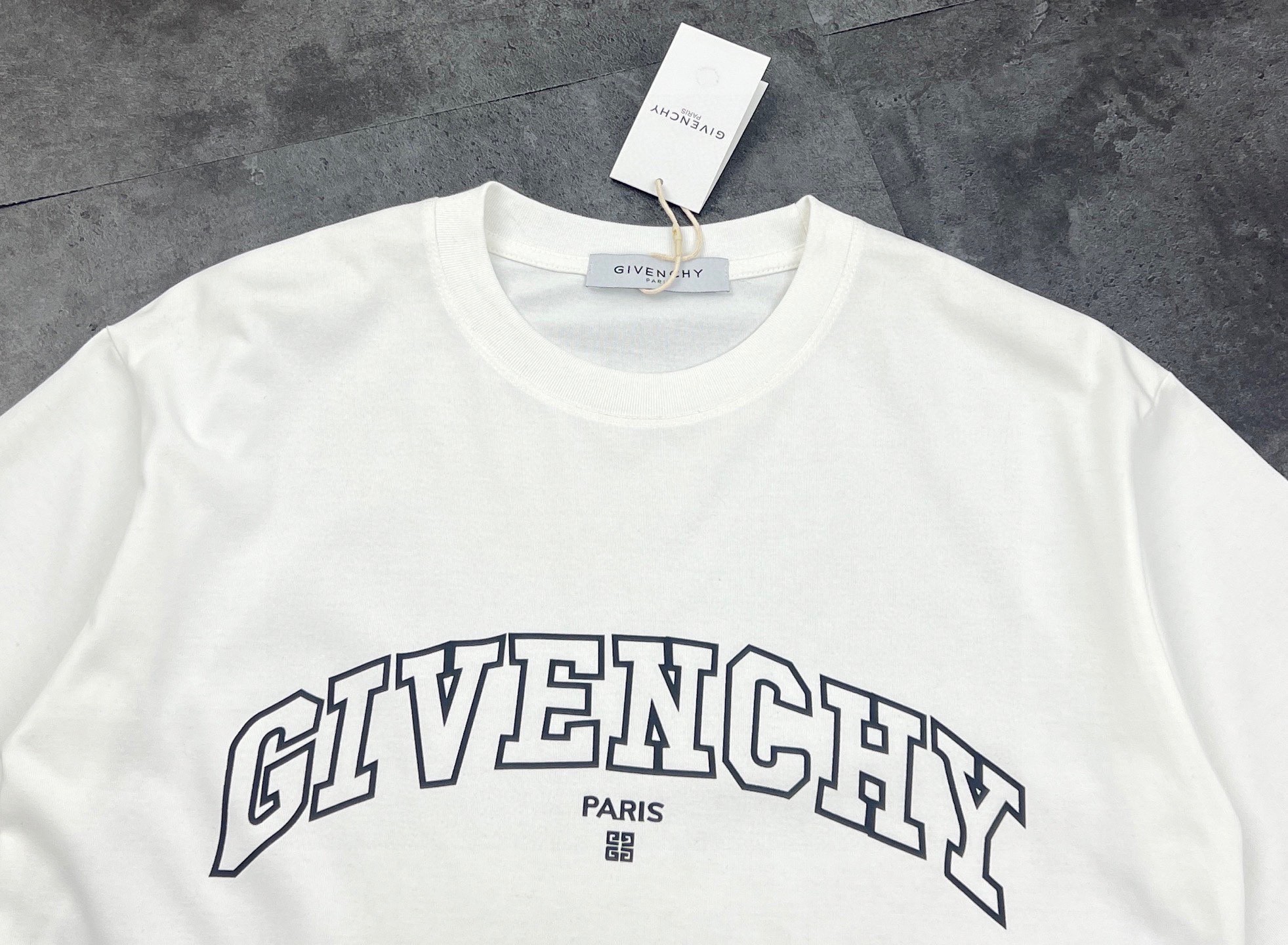 Alternative view of T-Shirt 00775