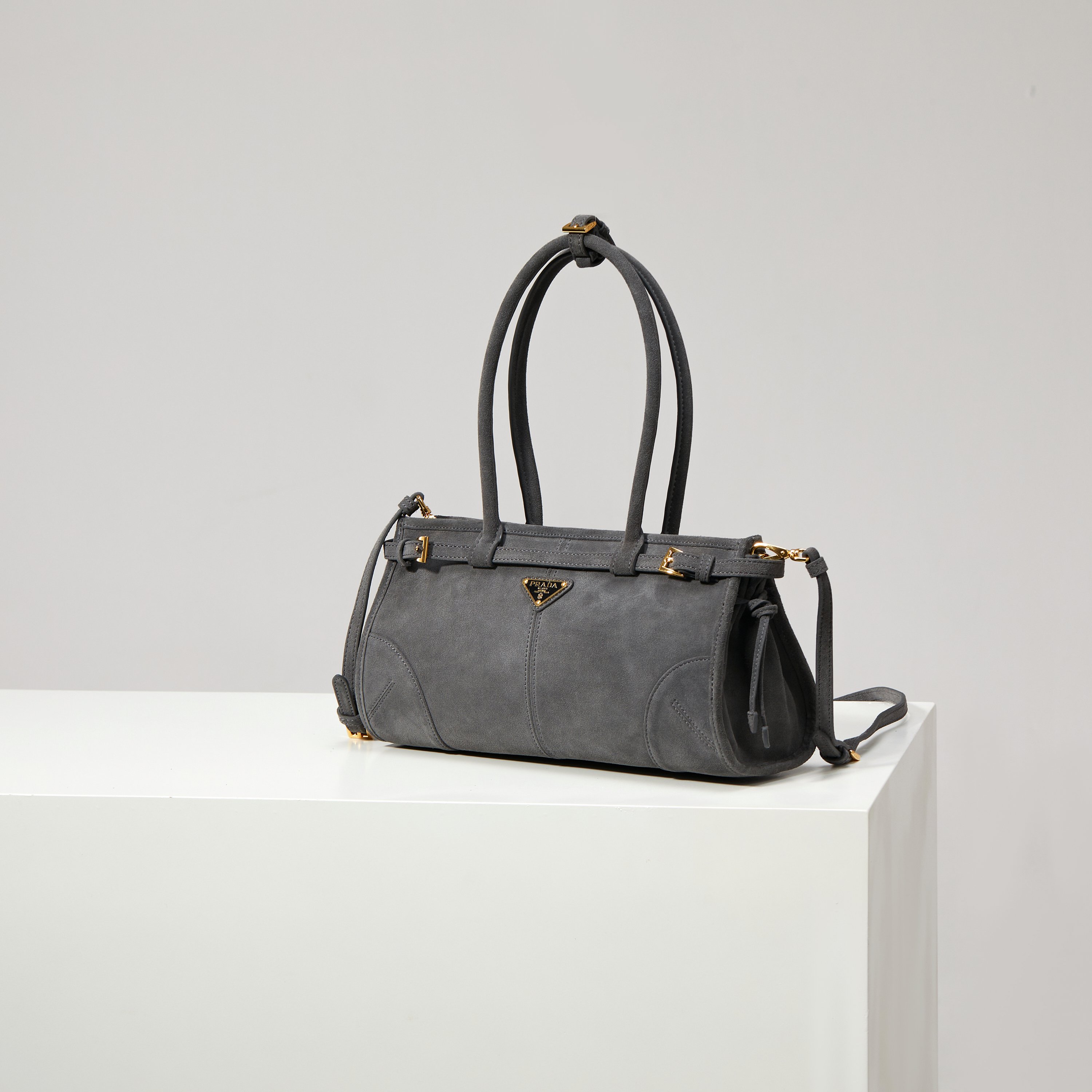NO:895603,Model 1BA426 Nubuck Leather/Anthracite Gray More detailed pictures, Prada [price based on quantity], prada19860909型号1BA426磨砂皮/煤灰色 更多细节图,普拉达【跑量价】,prada,Bag