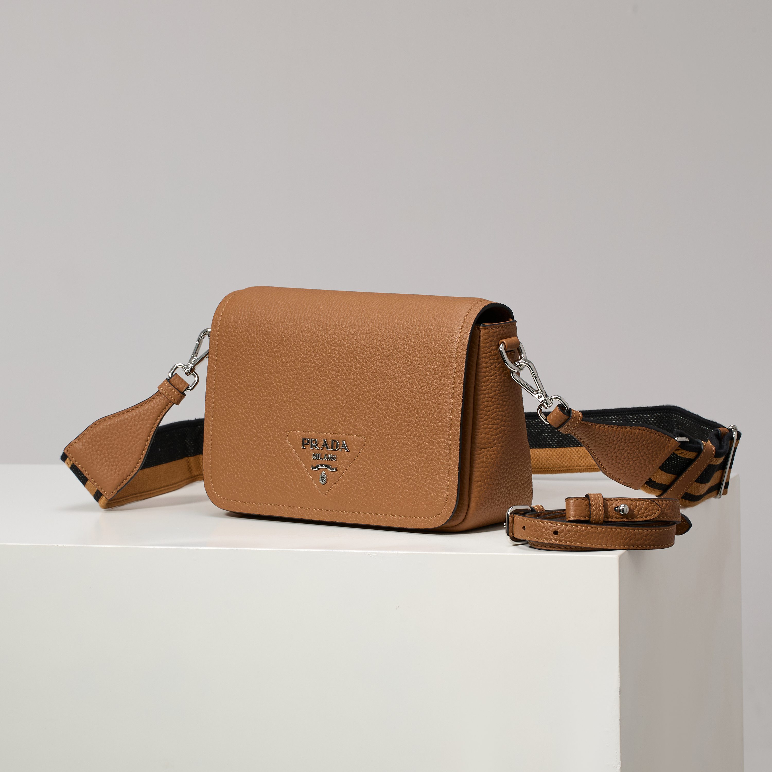 NO:602406,Model 1BD314 Caramel More detailed pictures, Prada [price based on quantity], prada19860909型号1BD314焦糖 更多细节图,普拉达【跑量价】,prada,Bag