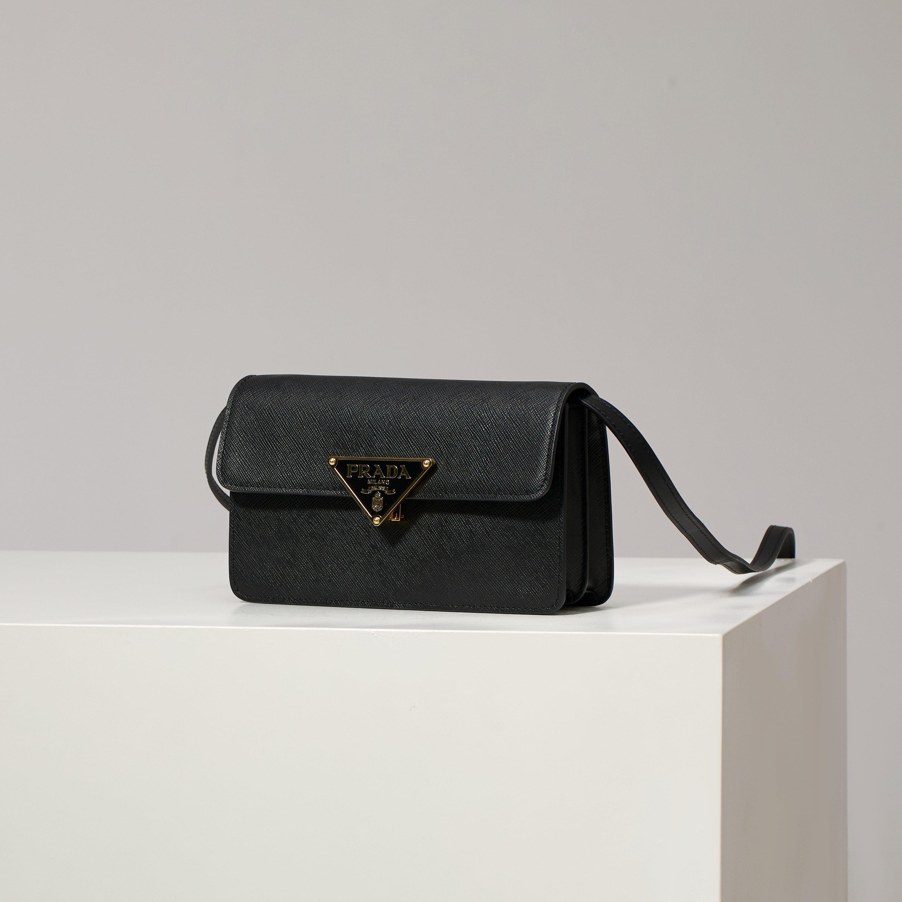 NO:602358,Model 1BD386 Black More detailed pictures, Prada [price based on volume], prada19860909型号1BD386黑色 更多细节图,普拉达【跑量价】,prada,Bag