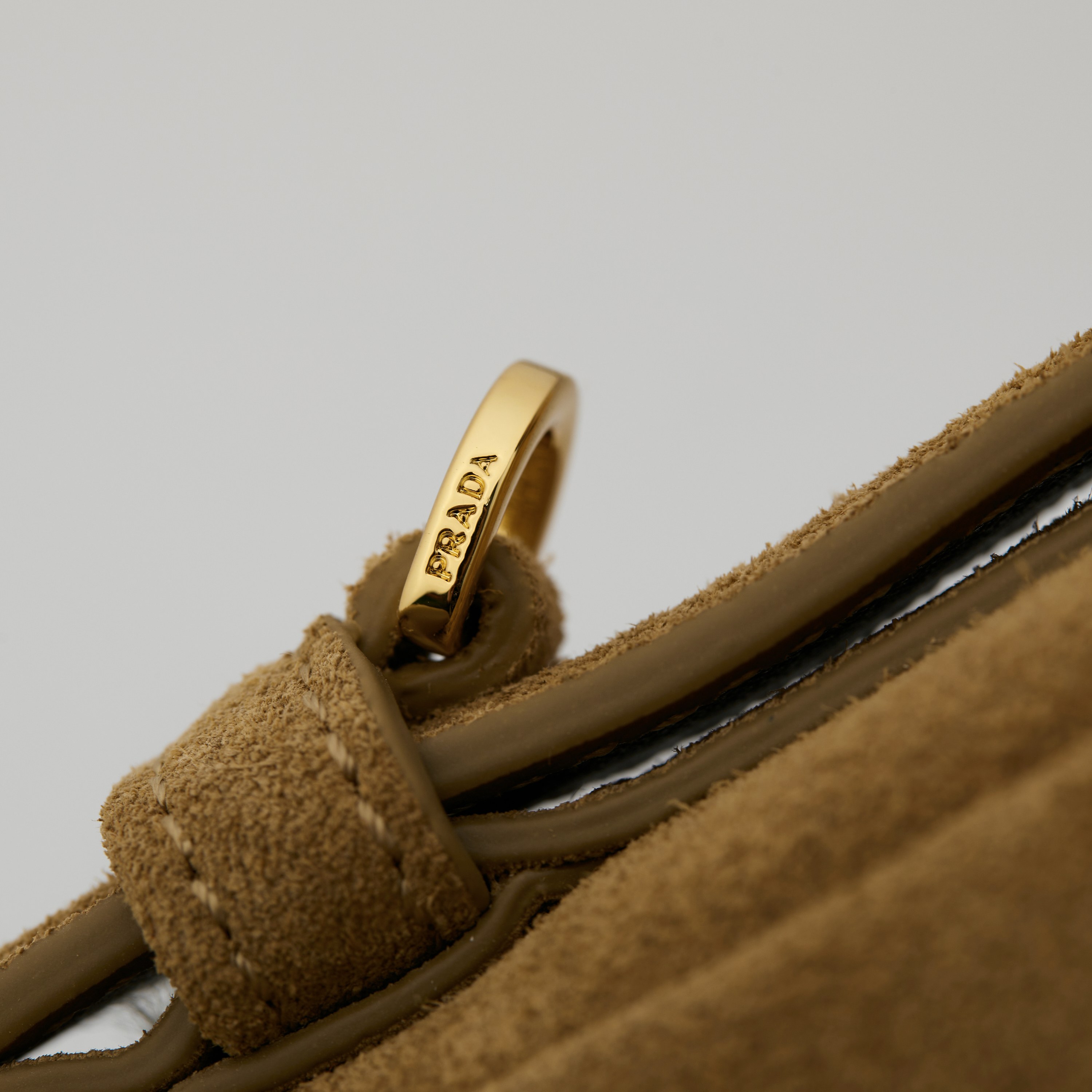 型号：1BC229/肉桂色/磨砂皮
更多细节图🔥🔥🔥