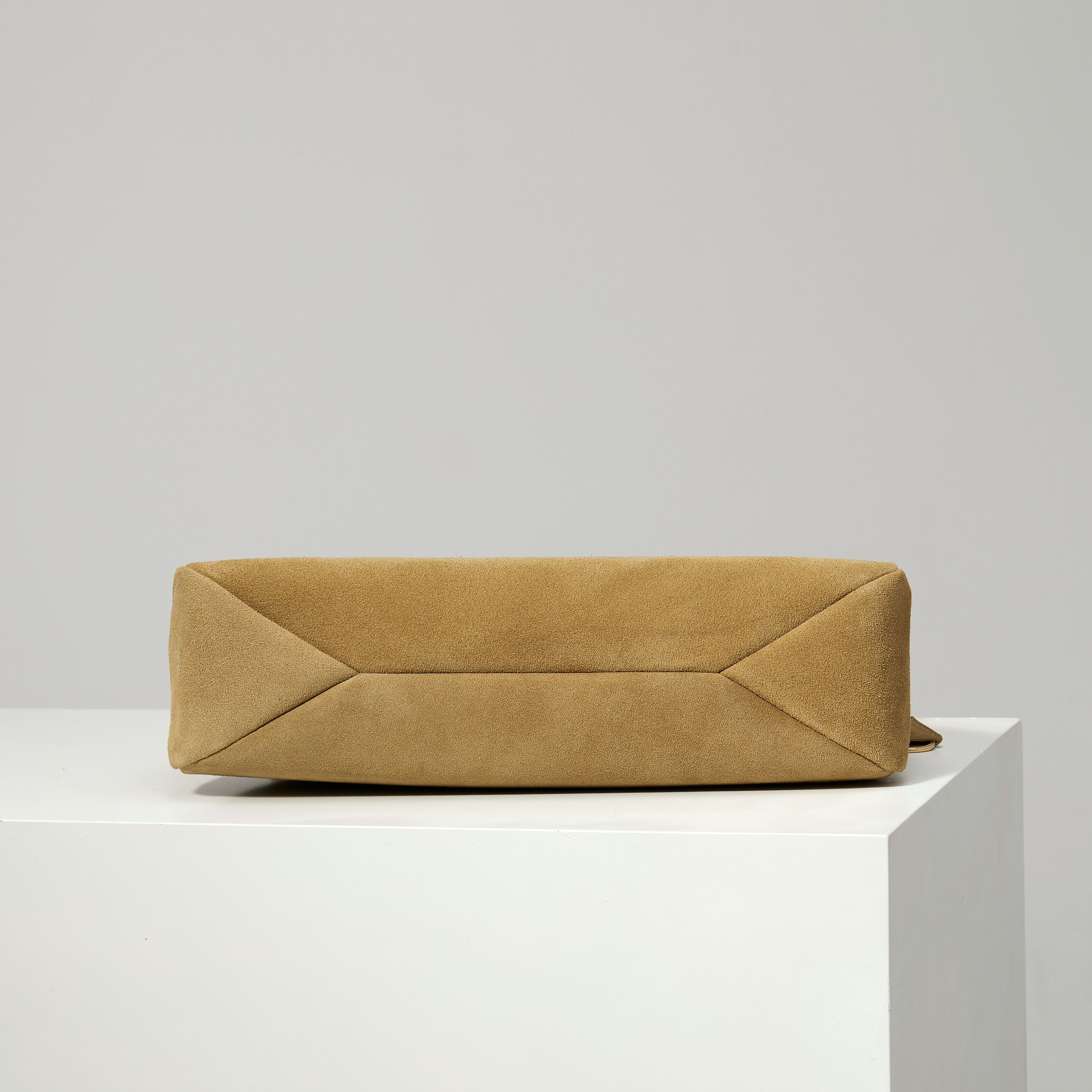 型号：1BC228/肉桂色/磨砂皮
更多细节图🔥🔥🔥