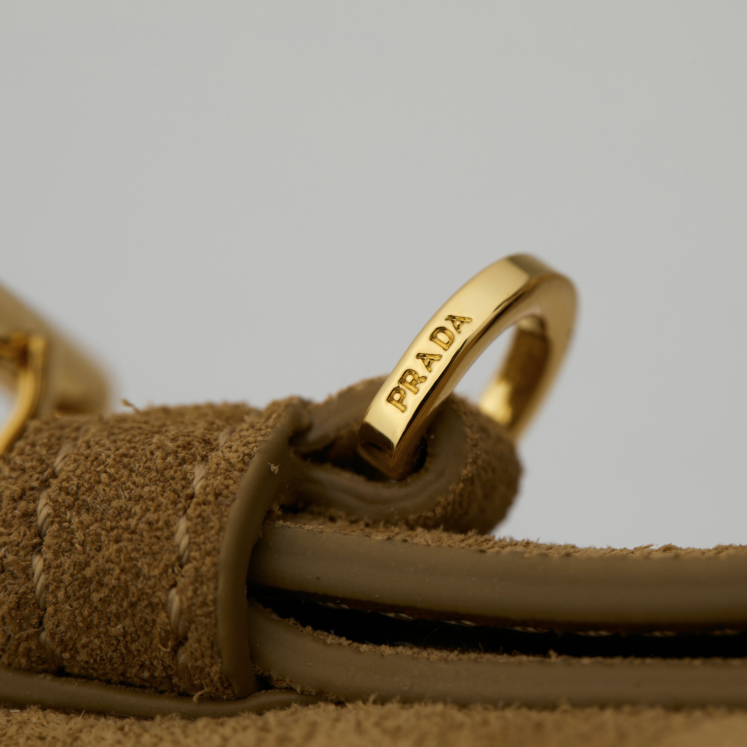 型号：1BC228/肉桂色/磨砂皮
更多细节图🔥🔥🔥