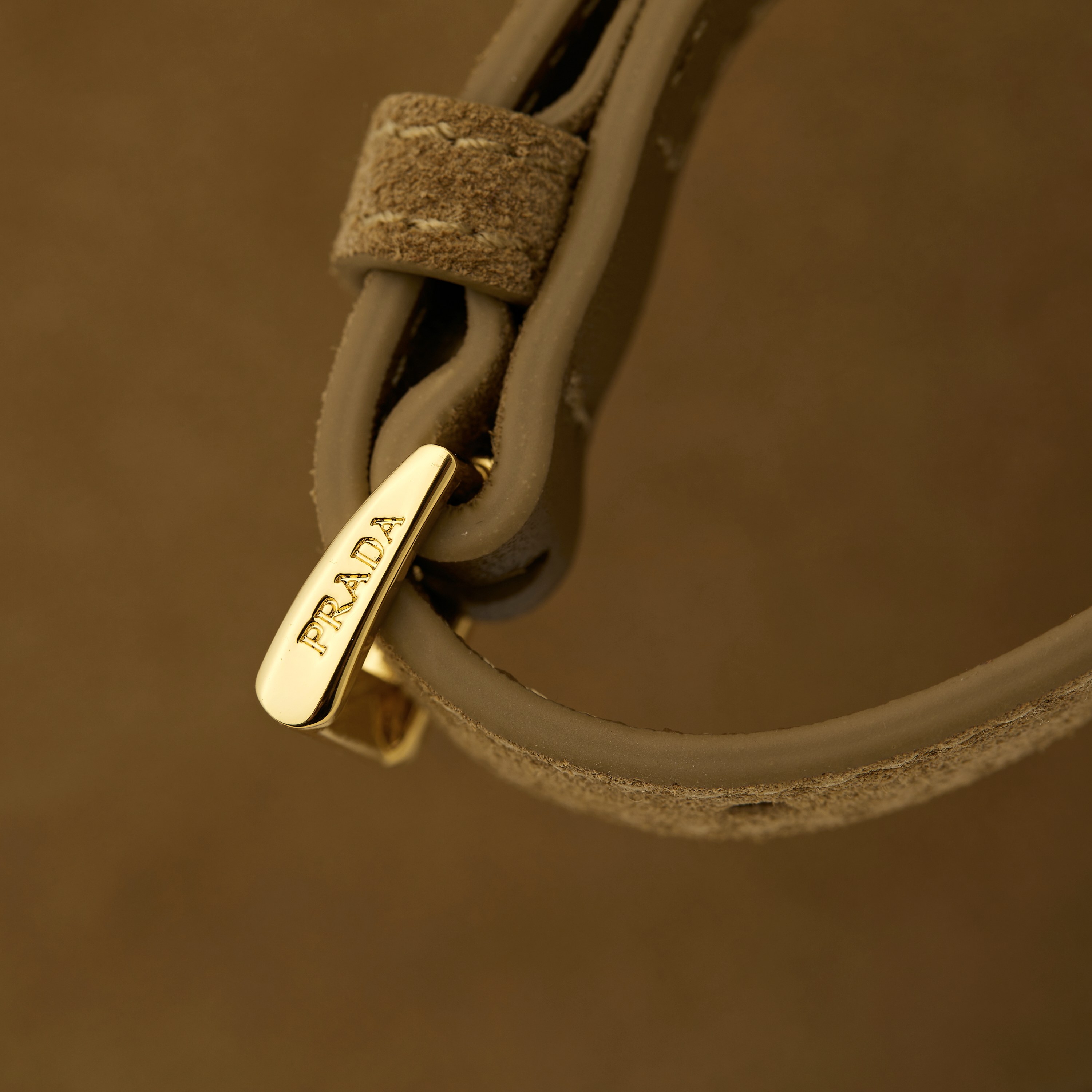 型号：1BC194/肉桂色/磨砂皮
更多细节图🔥🔥🔥