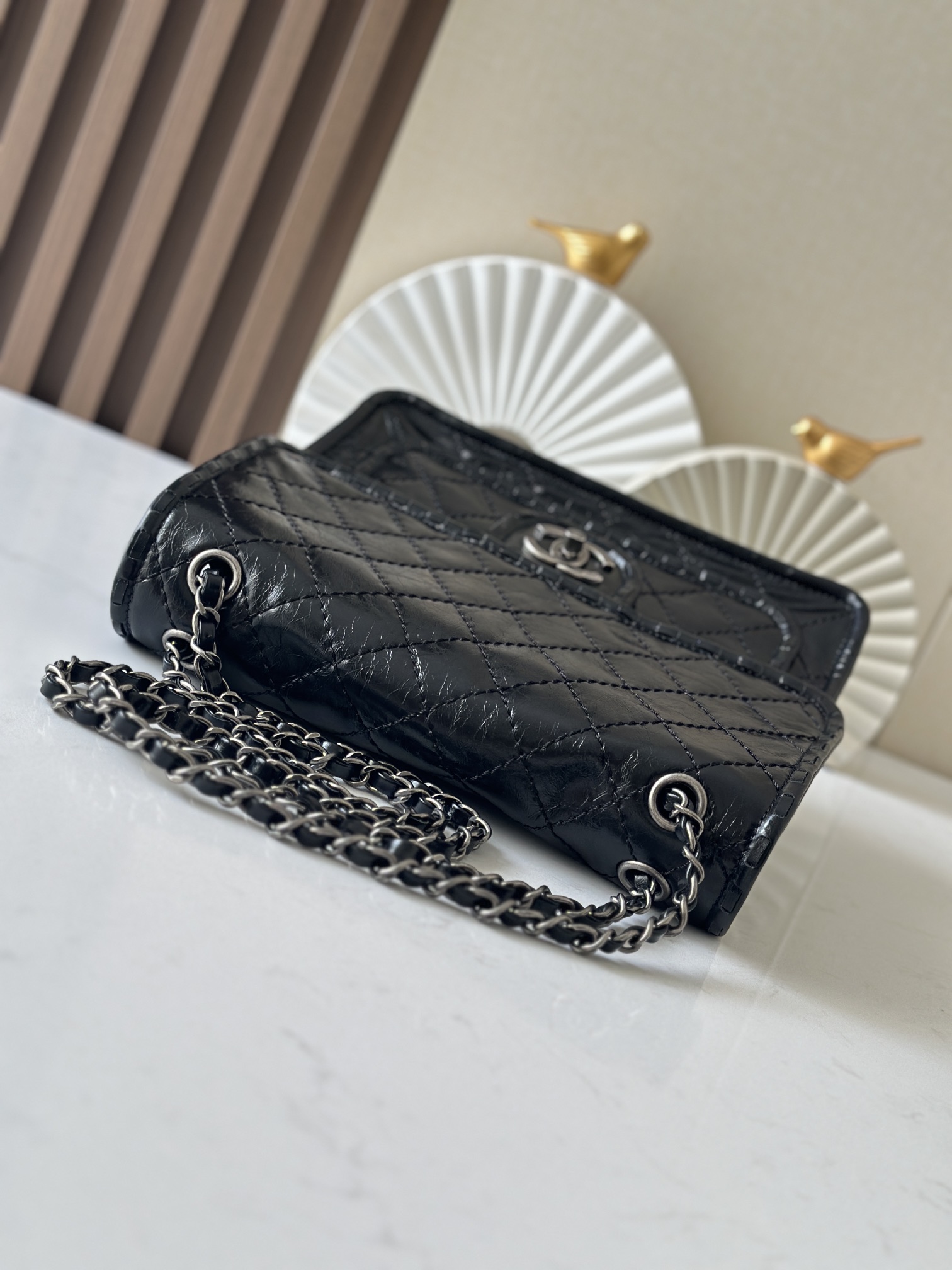 Chanel Vintage树脂皮翻盖豆腐包