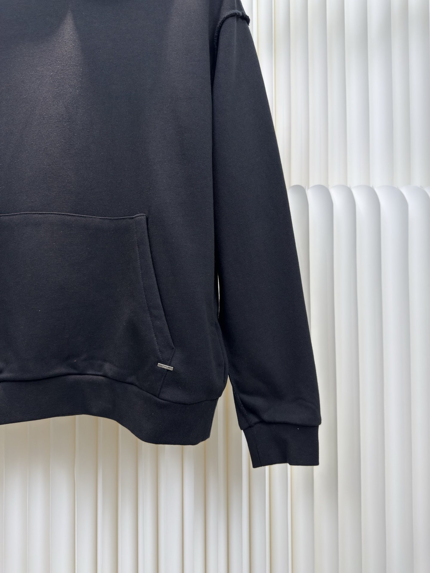 路易威登Lv纯色套头帽衫长袖卫衣正品7899购入，潮牌双股360克抓毛卫衣料，2*2潮牌螺纹400克我机