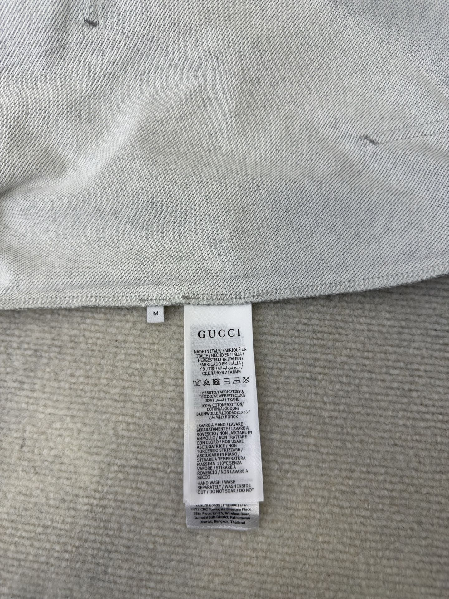 古驰Gucci 方块印花连帽卫衣原版9,900购入开发，面料采用定制定染素韵麻灰雅棉针织料 纹理细腻 舒