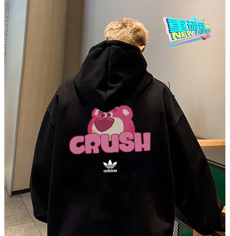 💰205
Adidas Original 三叶草迪士尼草莓熊联名 LOTSO 阿迪达斯 宽松休闲连帽卫衣 男女同款 情侣款
💡:帽绳如不喜欢,可自行抽出拆卸,廓形帽衫玩转不同穿法。
设计灵感:
草莓熊大图案,萌化少女心。
色彩明艳,抢眼吸睛。
简约版型,百搭出彩,内搭外穿均可。
面料工艺:
1.甄选320g新氧棉面料,触感细腻柔滑,吸湿透气,柔软自带支撑感。
2.弹力罗纹收口,后领保形织带,有效防止肩部坍塌和变形。
4.显瘦双肩线领口,贴肤面透气舒适。
5.下摆双排车缝线做工精细,缝合自然,公正有序。
6.双层帽子,厚实硬挺不软塌。
尺码数据:
M【170cm】:衣长70/胸围112/(适合130斤以内)
L【175cm】:衣长73/胸围118/(适合160斤以内)
XL【180cm】:衣长75/胸围124/(适合190斤以内)
注意⚠️:
落肩袖设计,版型偏大。
平时穿着效果偏合身的朋友建议选择小一个码数。